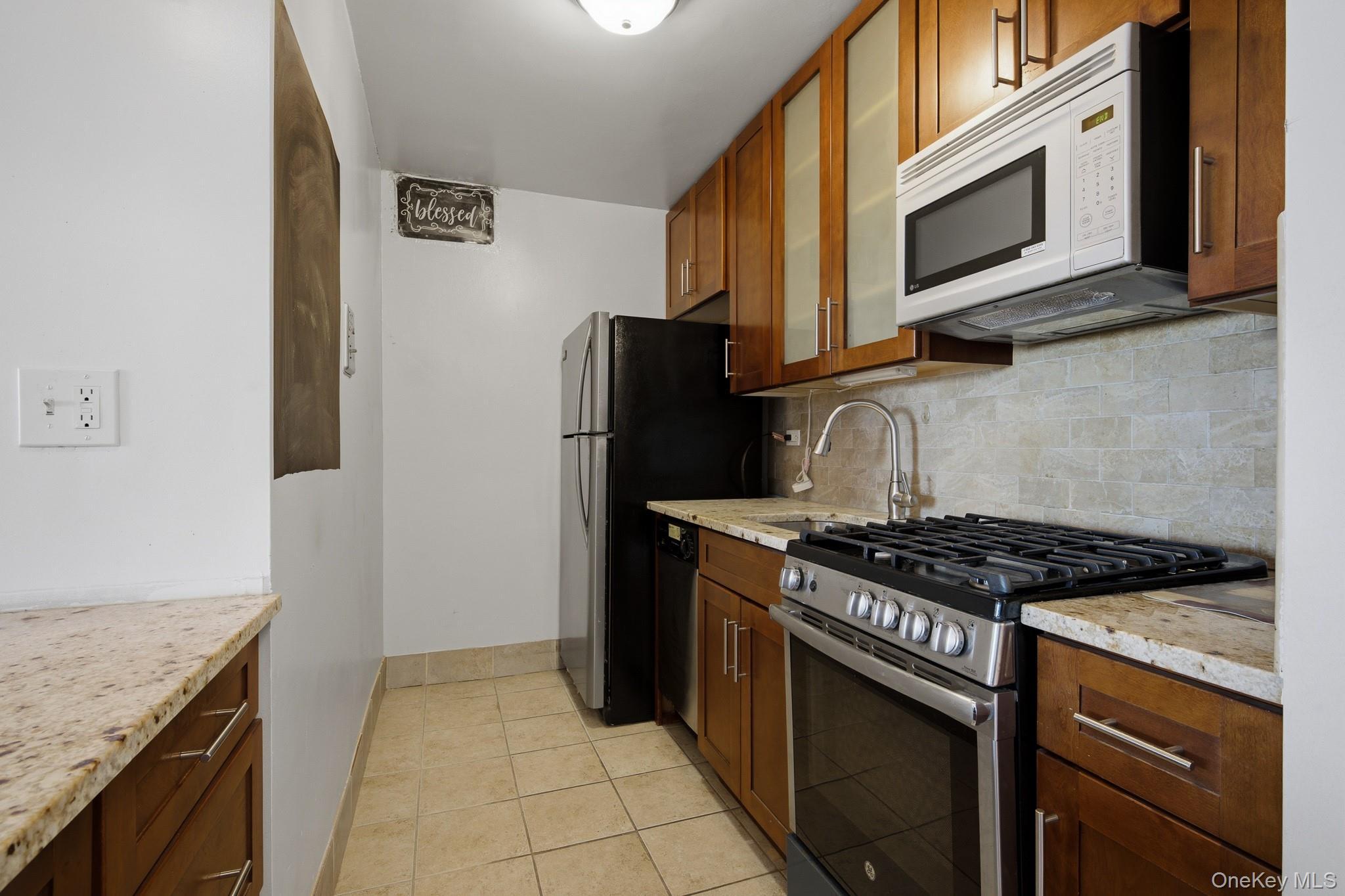 Coop Hall Brooklyn, NY 11205, MLS-991222-14