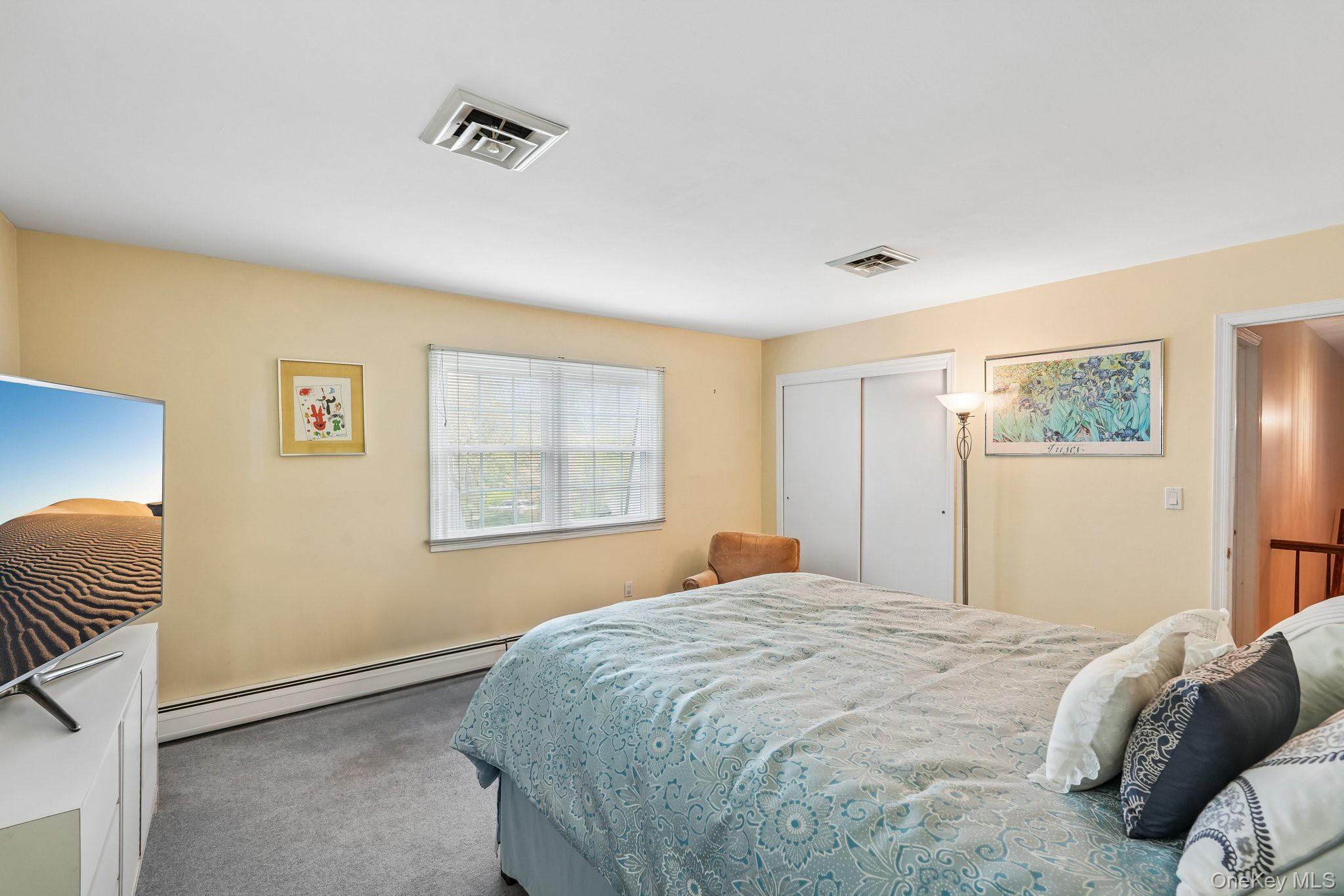 Single Family Maplewood  Rockland County, NY 10956, MLS-991233-22