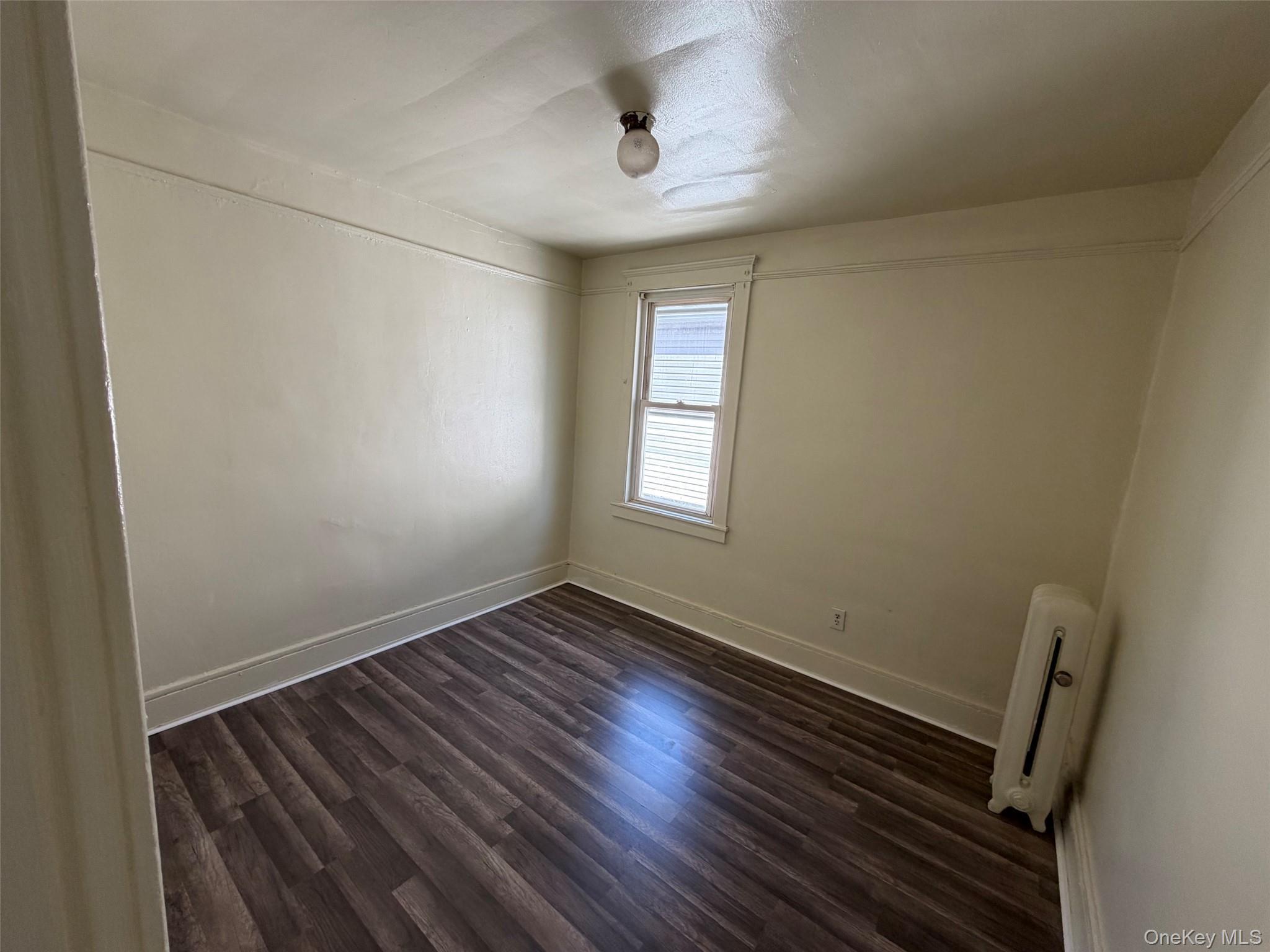 Single Family Middletown  Bronx, NY 10461, MLS-991237-15