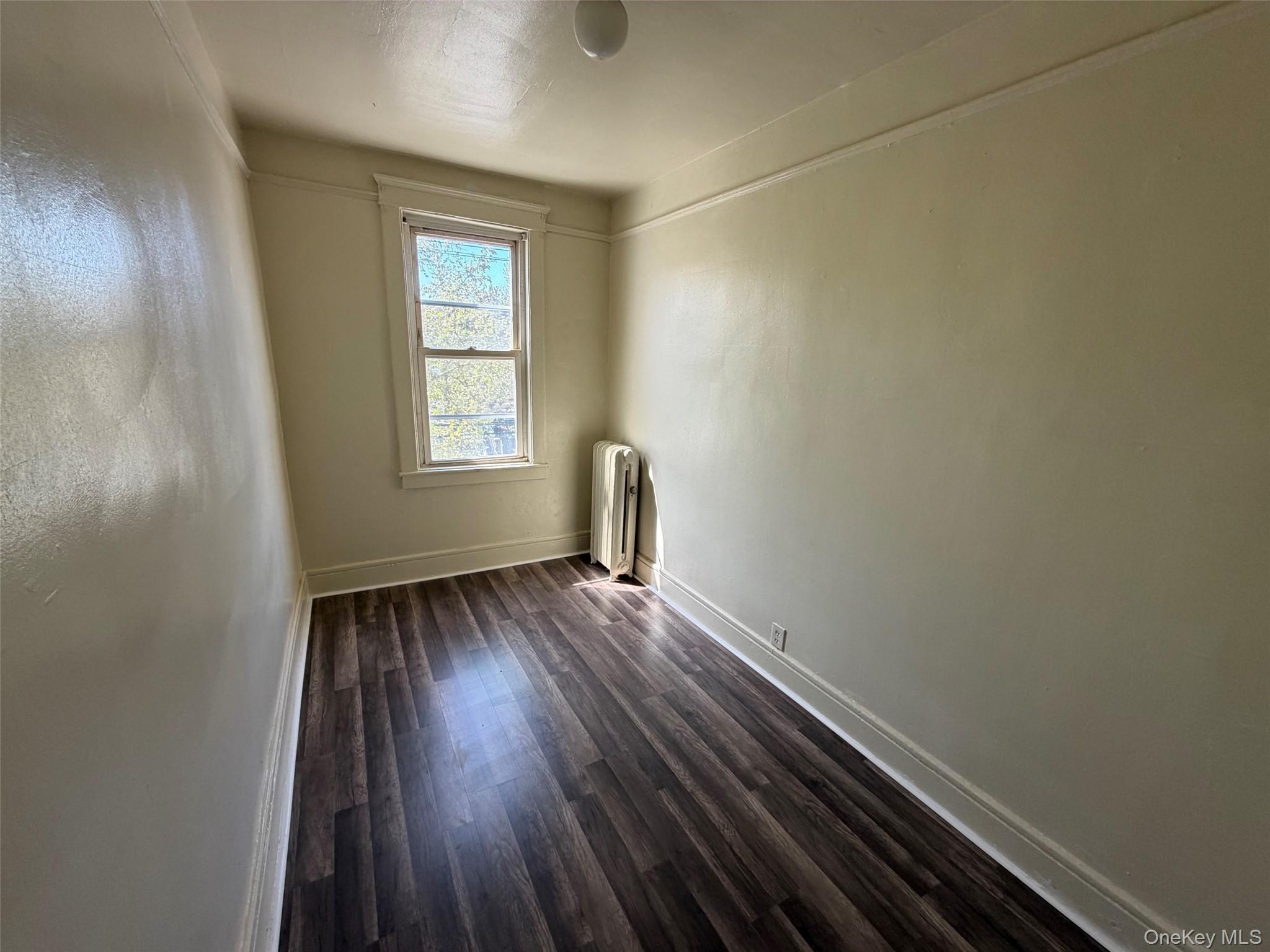 Single Family Middletown  Bronx, NY 10461, MLS-991237-18