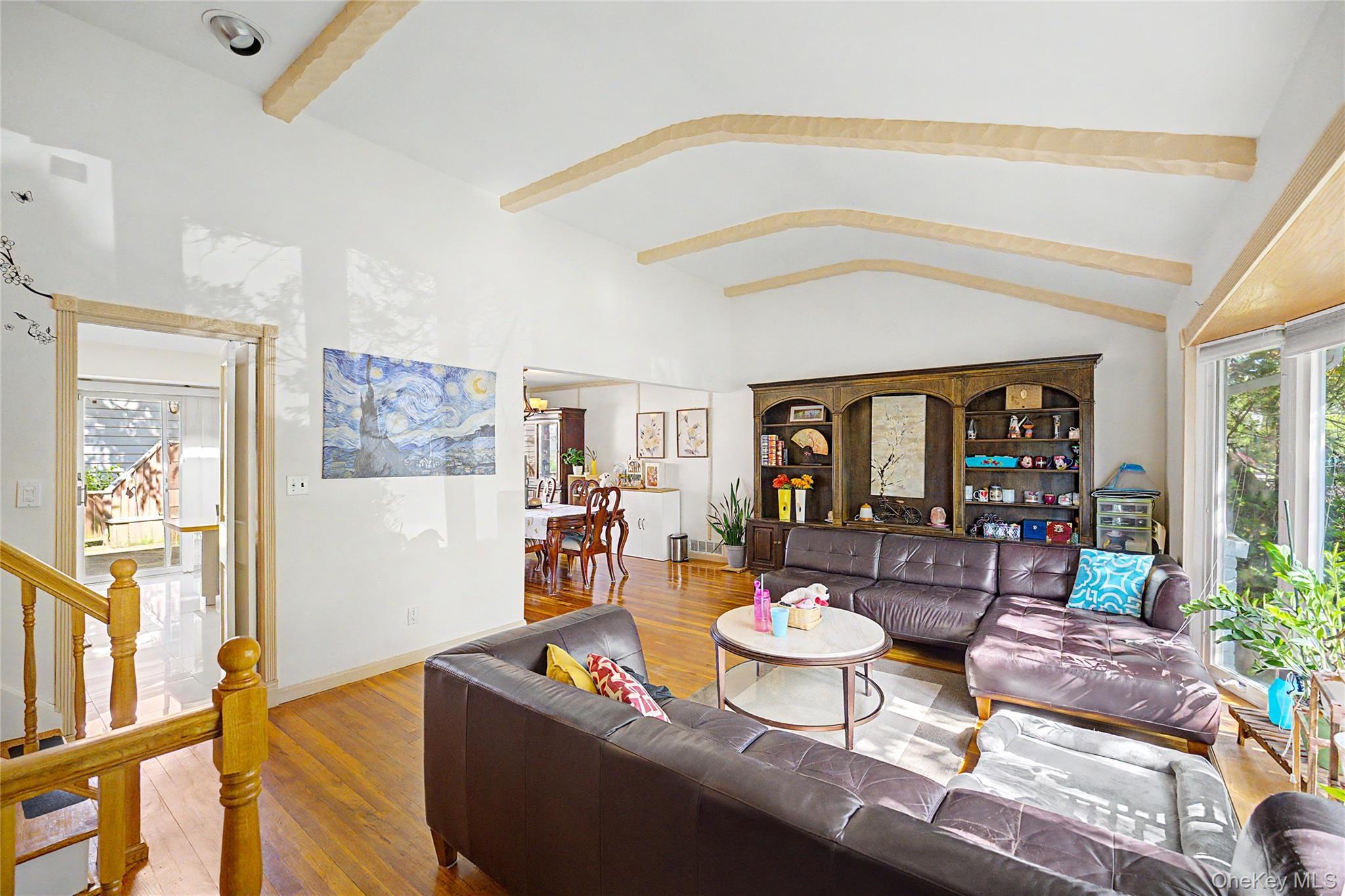 Single Family Serpentine Lane Nassau County, NY 11507, MLS-991281-5