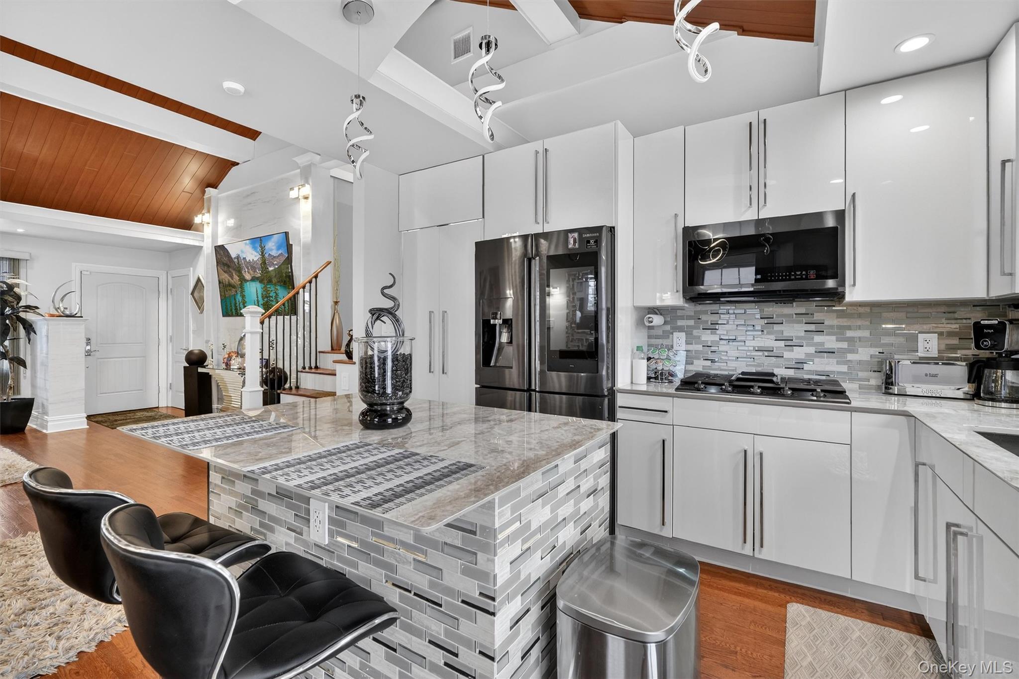 Single Family Agar  Bronx, NY 10465, MLS-991287-22