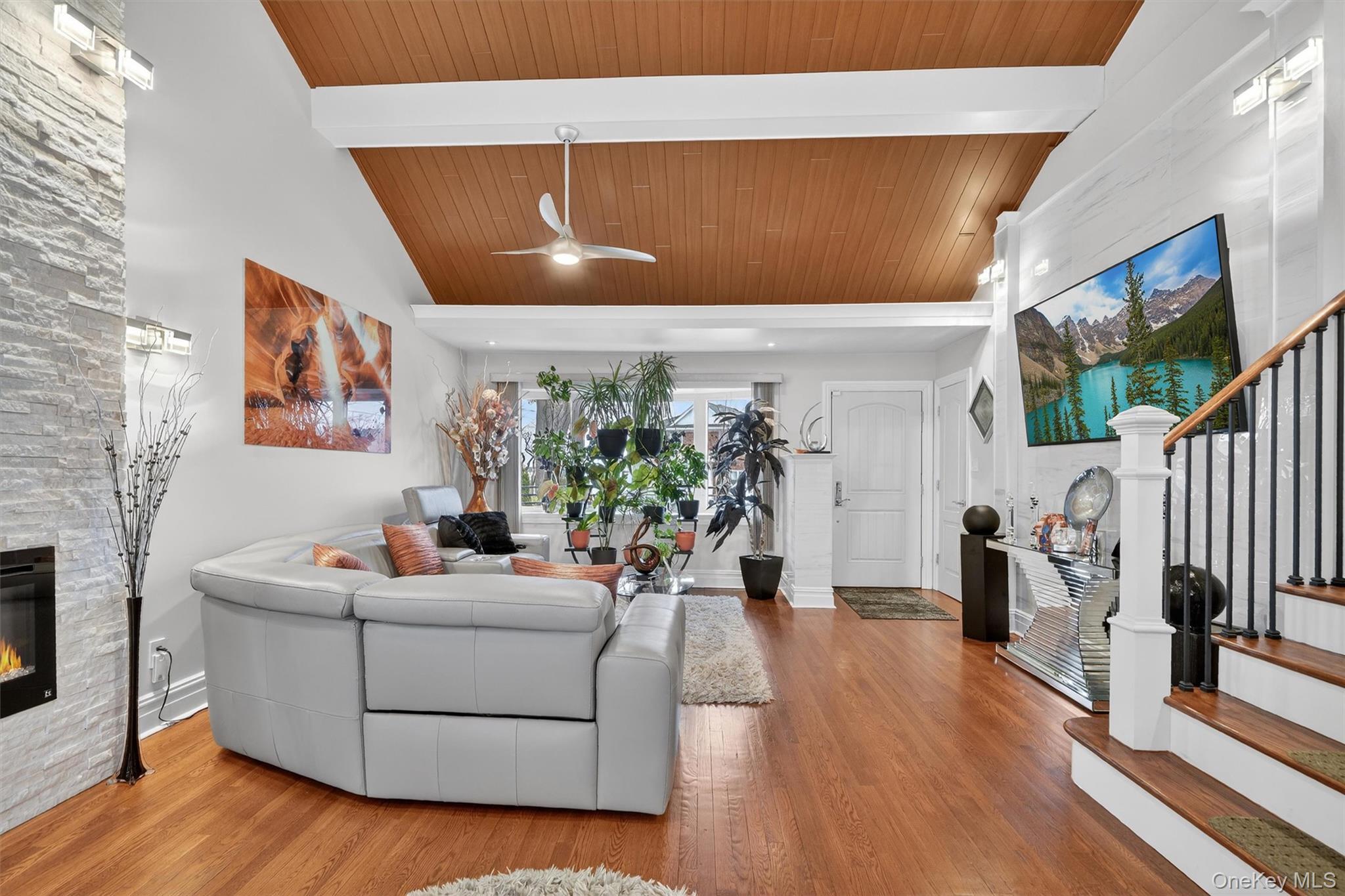 Single Family Agar  Bronx, NY 10465, MLS-991287-28
