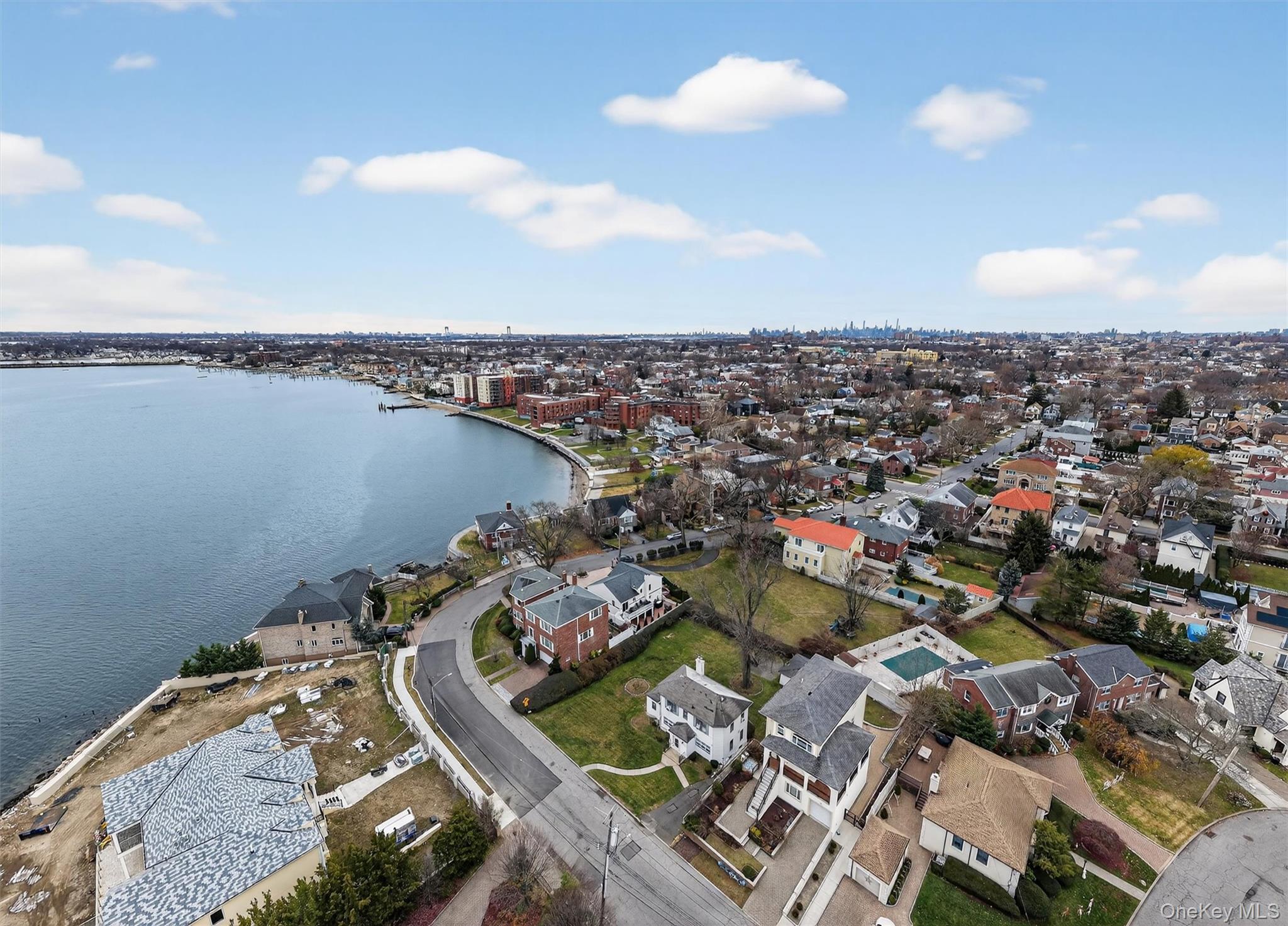 Single Family Agar  Bronx, NY 10465, MLS-991287-48