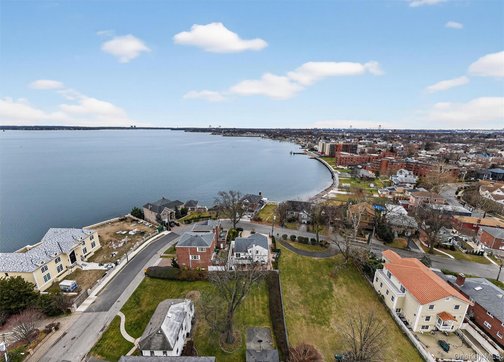 Single Family Agar  Bronx, NY 10465, MLS-991287-49