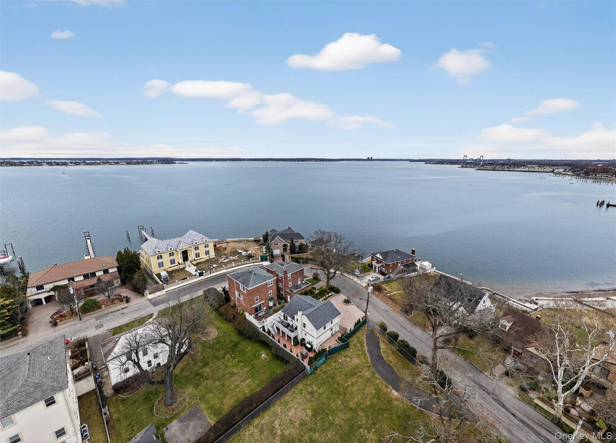 Single Family Agar  Bronx, NY 10465, MLS-991287-50