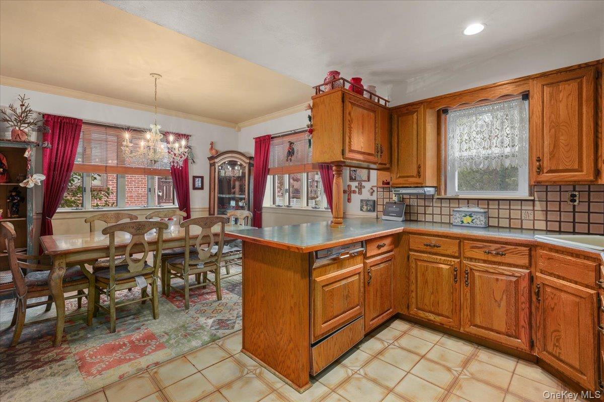 Single Family Narragansett Bronx, NY 10461, MLS-991323-10