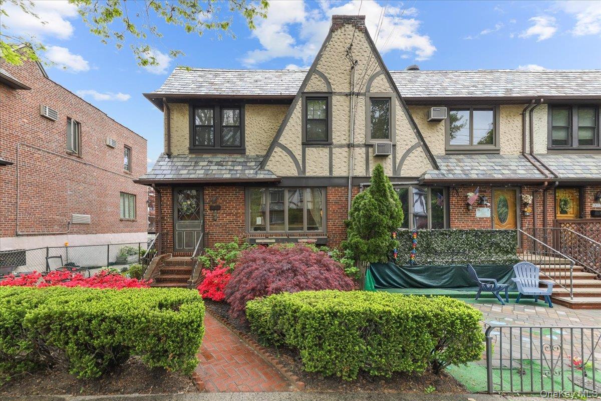 Single Family Narragansett Bronx, NY 10461, MLS-991323-2