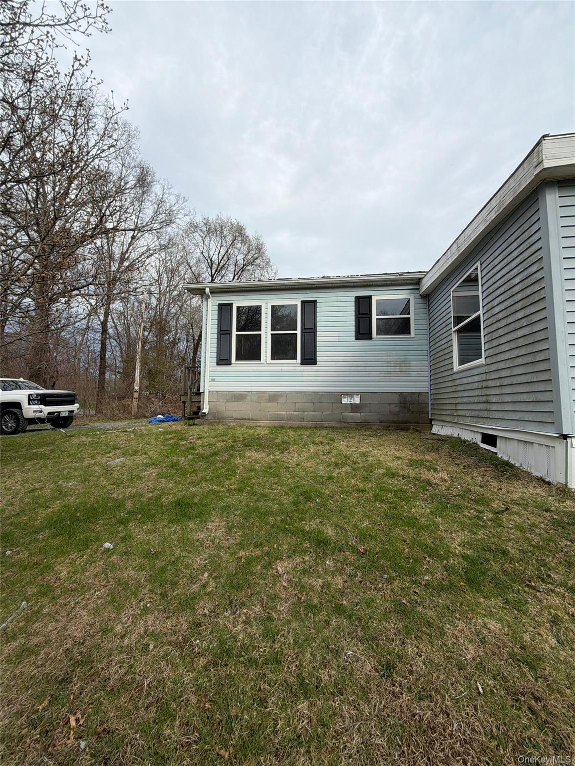 Single Family Spike Horn  Ulster County, NY 12477, MLS-991345-2