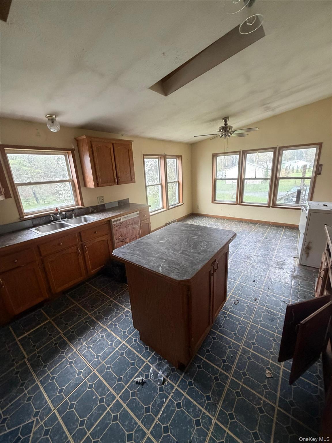 Single Family Spike Horn  Ulster County, NY 12477, MLS-991345-4