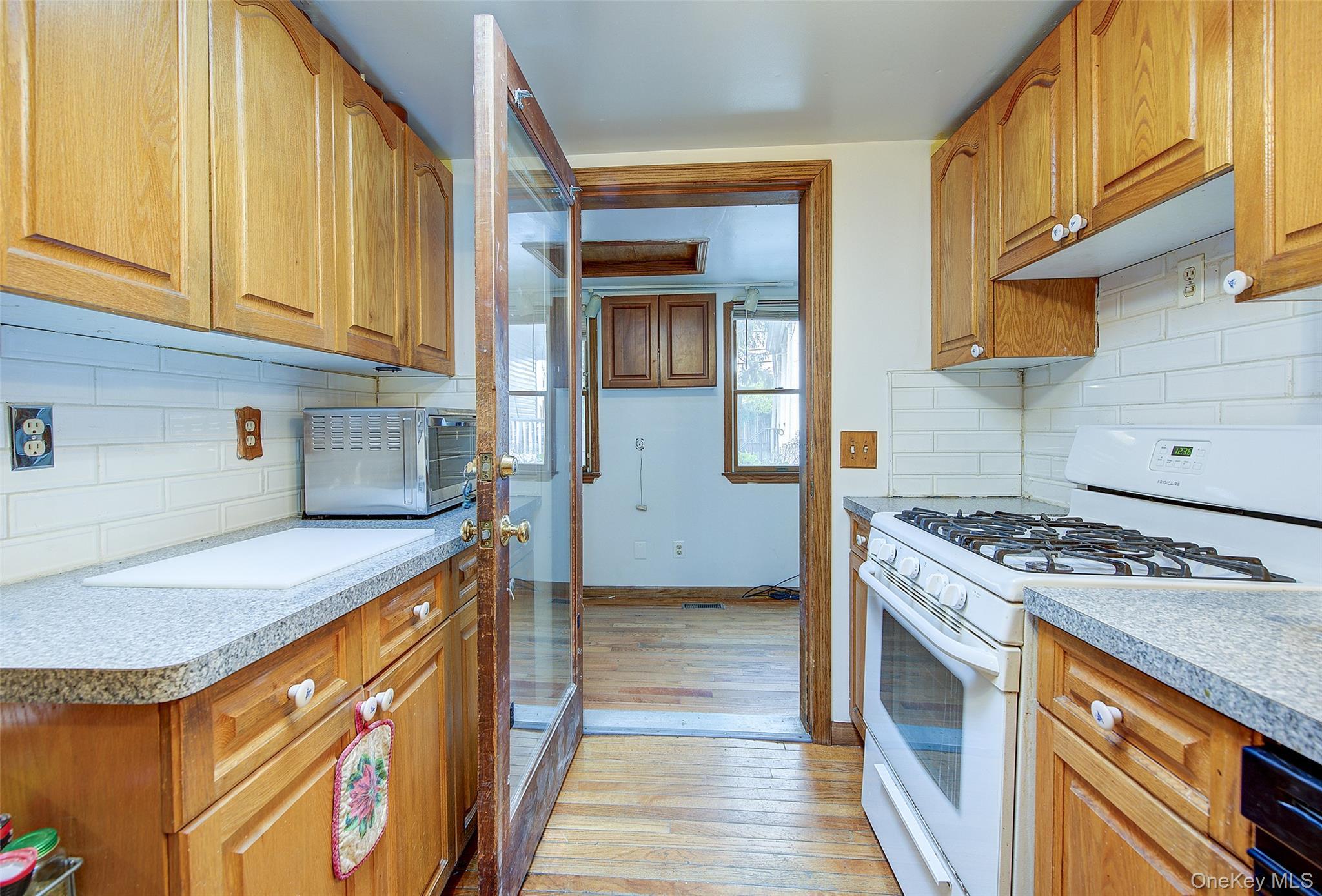Single Family 12th  Queens, NY 11357, MLS-991347-12