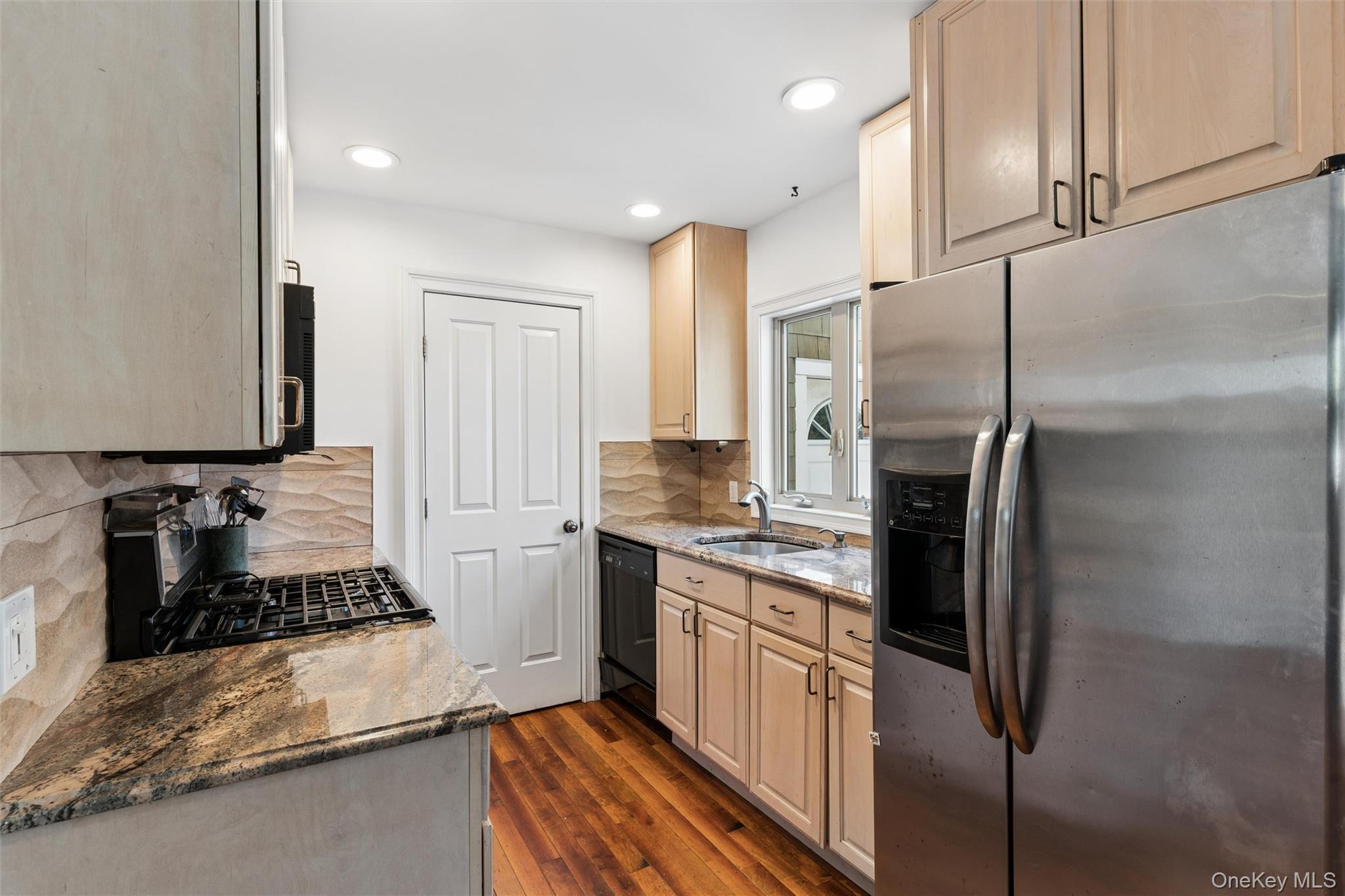 Single Family Forester Street Nassau County, NY 11561, MLS-991359-8
