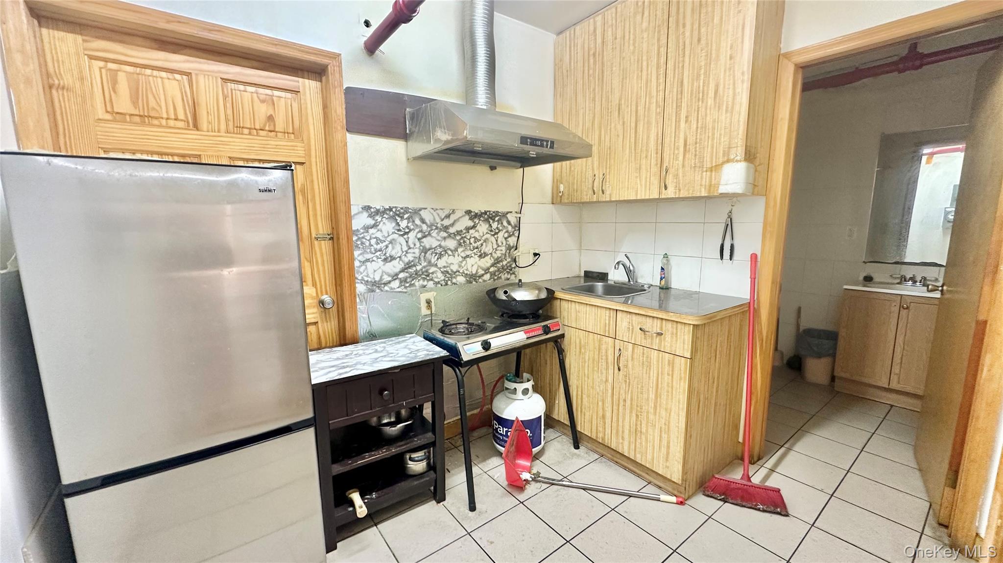 Commercial Lease 18  Brooklyn, NY 11214, MLS-991369-9
