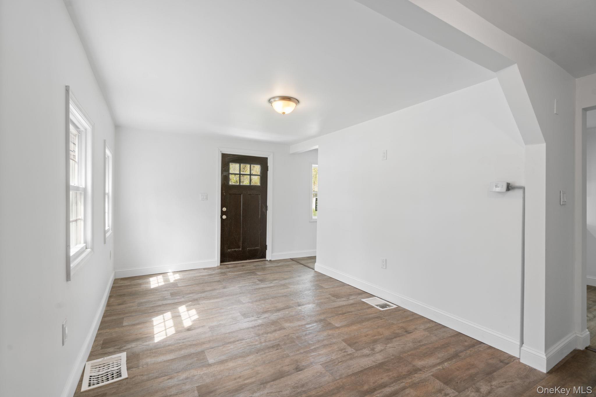 Single Family Violet Avenue Dutchess County, NY 12538, MLS-991373-4
