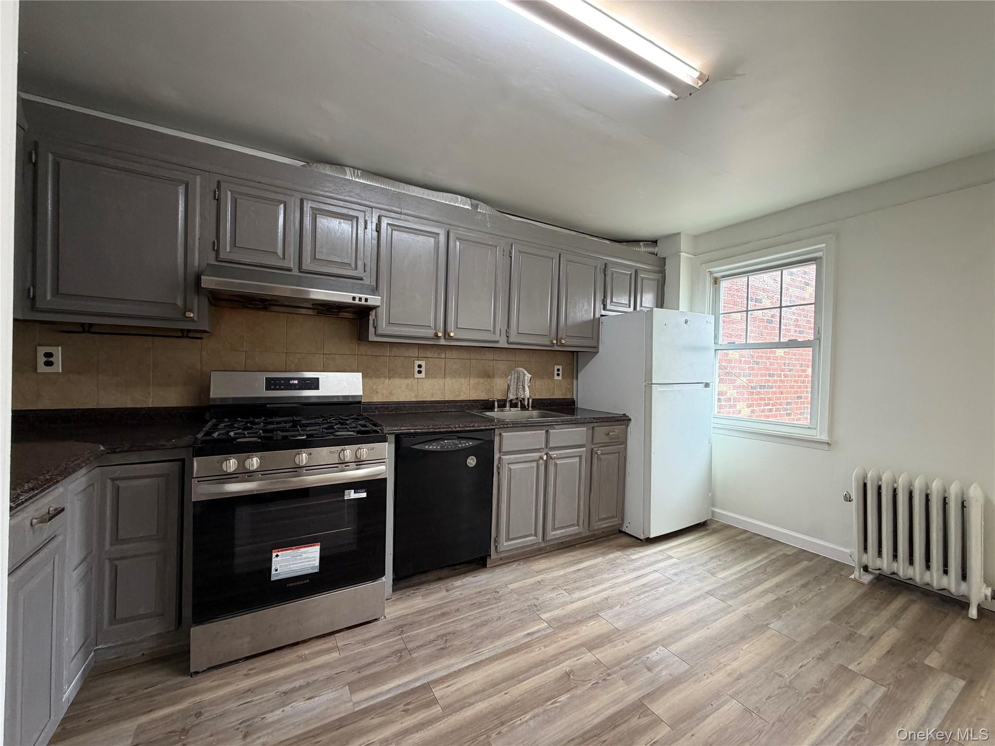 Single Family 57th Queens, NY 11378, MLS-991384-6
