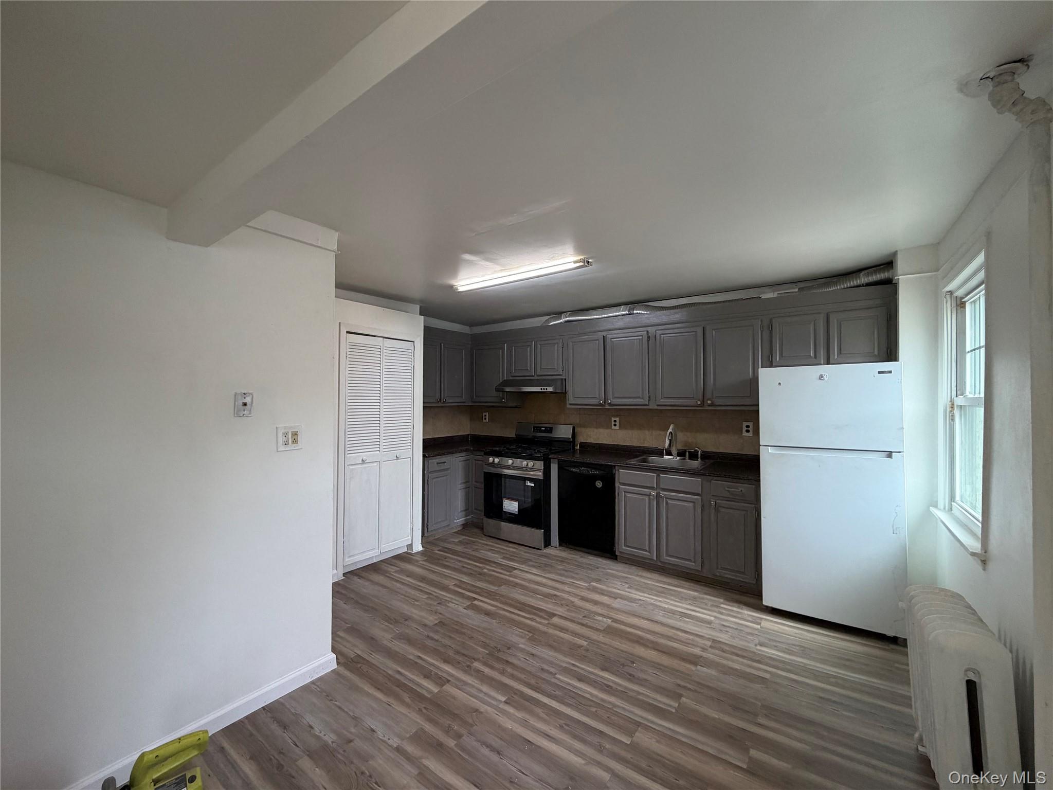 Single Family 57th Queens, NY 11378, MLS-991384-7