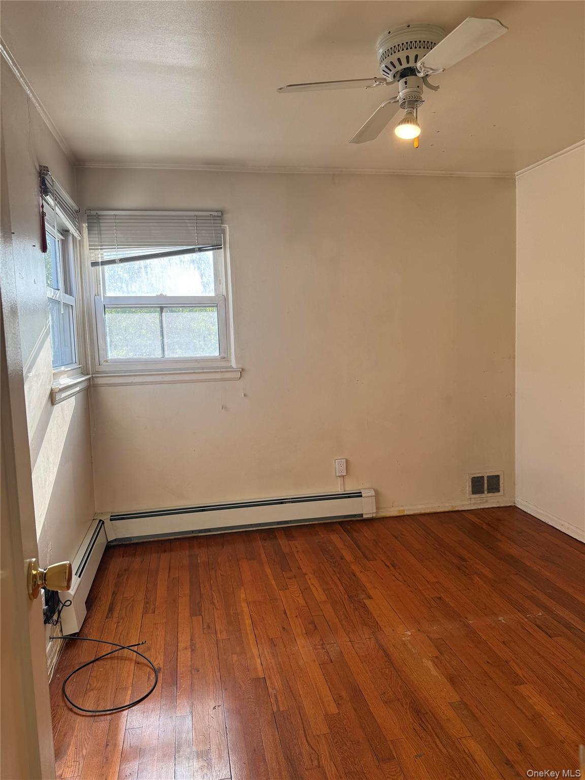 Single Family 215th Queens, NY 11364, MLS-991392-6