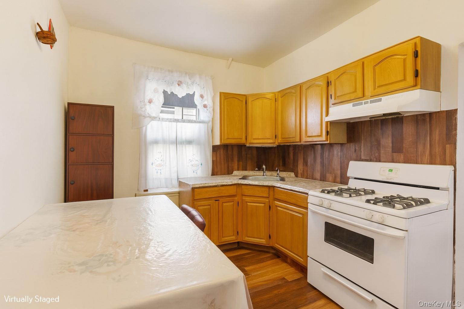 Single Family Neptune  Brooklyn, NY 11235, MLS-991394-2