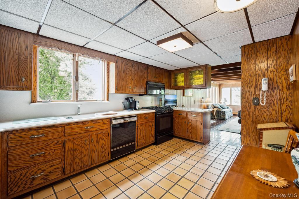 Single Family Lakeland  Suffolk County, NY 11772, MLS-991396-18