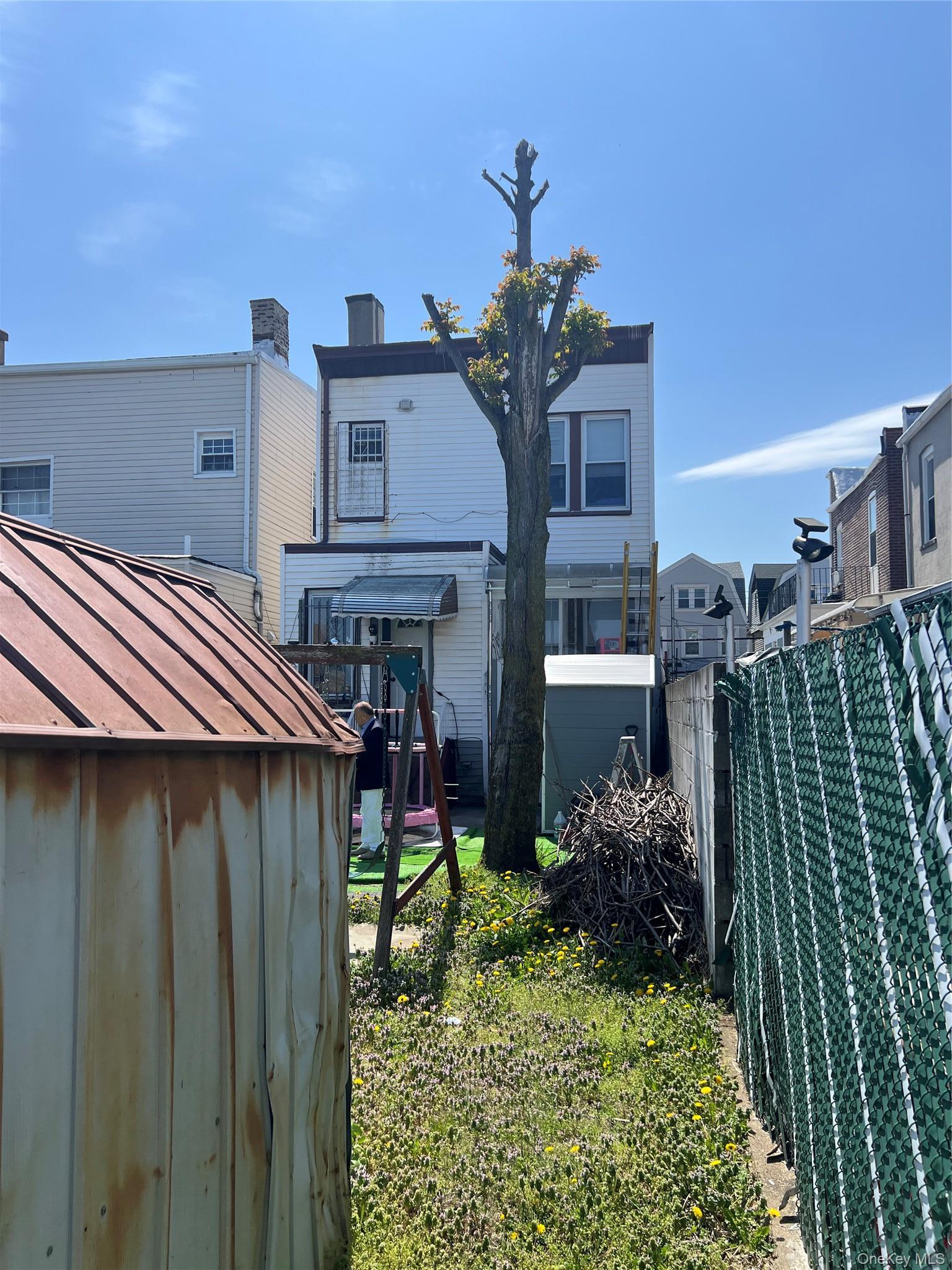 Single Family 32nd Avenue  Queens, NY 11369, MLS-991400-14