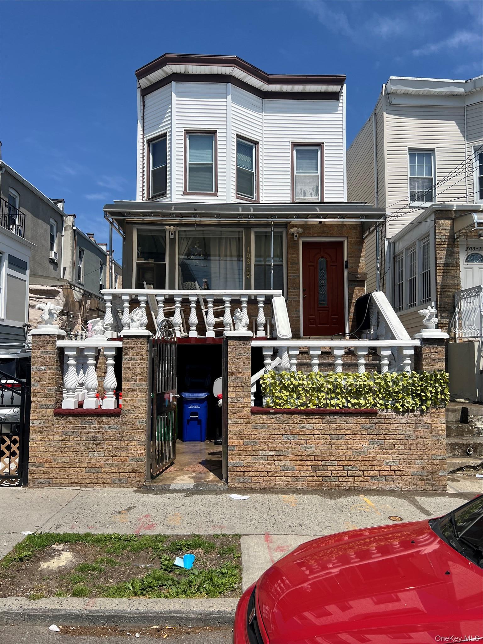 Single Family 32nd Avenue  Queens, NY 11369, MLS-991400-2