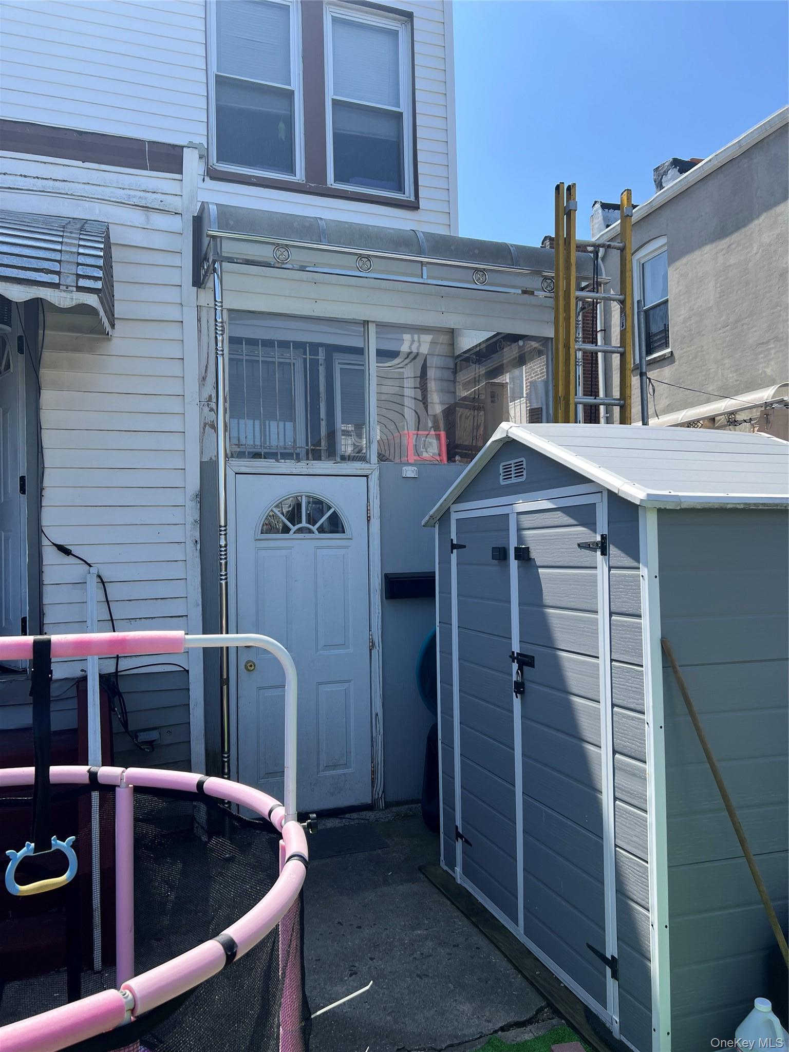 Single Family 32nd Avenue  Queens, NY 11369, MLS-991400-9