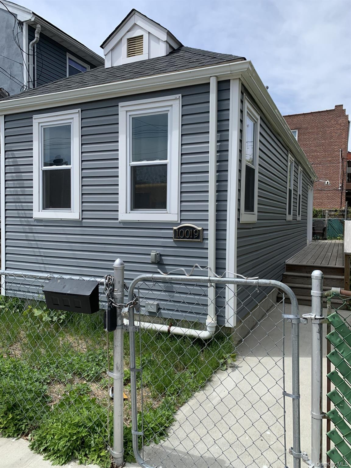 Single Family Avenue  Brooklyn, NY 11236, MLS-991451-2
