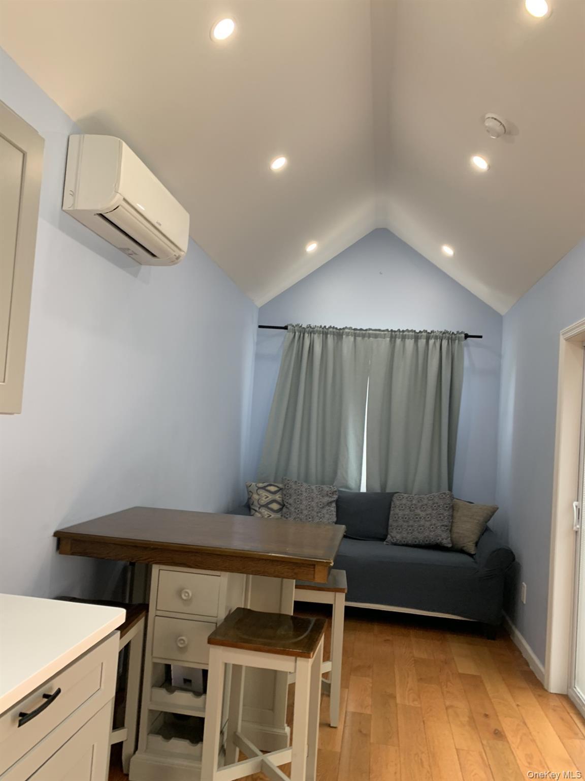 Single Family Avenue  Brooklyn, NY 11236, MLS-991451-7