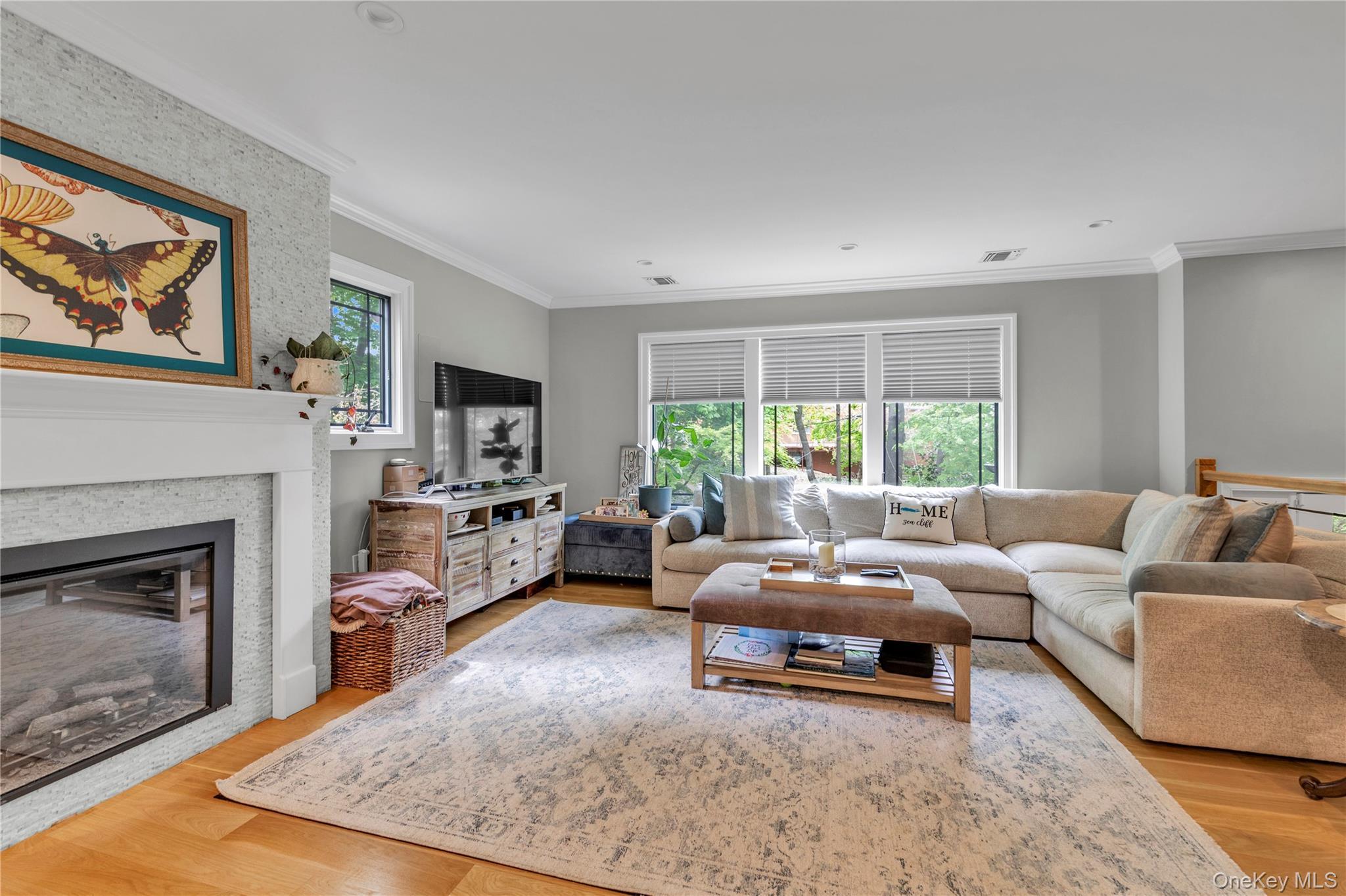 Single Family Winding Way Nassau County, NY 11579, MLS-991457-5