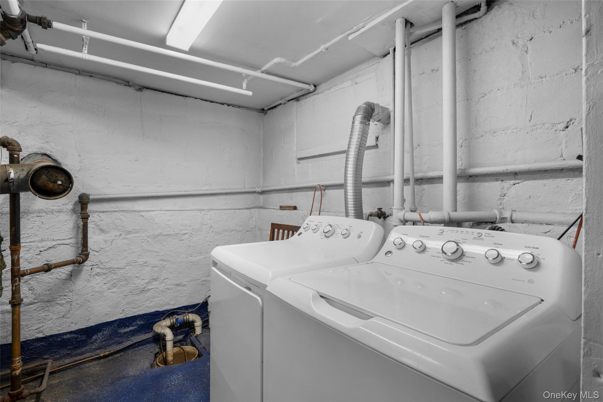 Single Family Wellman  Bronx, NY 10461, MLS-991490-20
