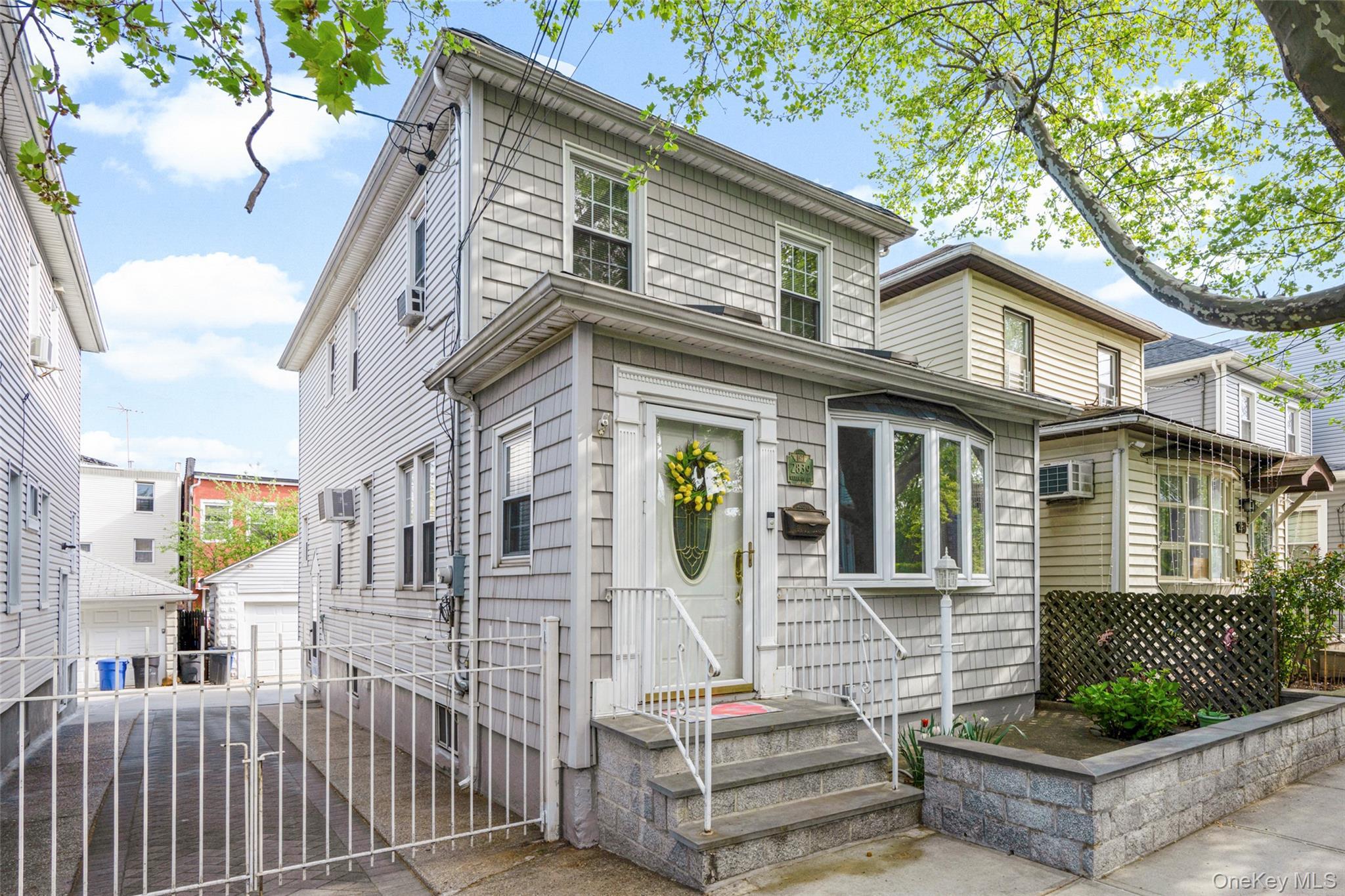 Single Family Wellman  Bronx, NY 10461, MLS-991490-23