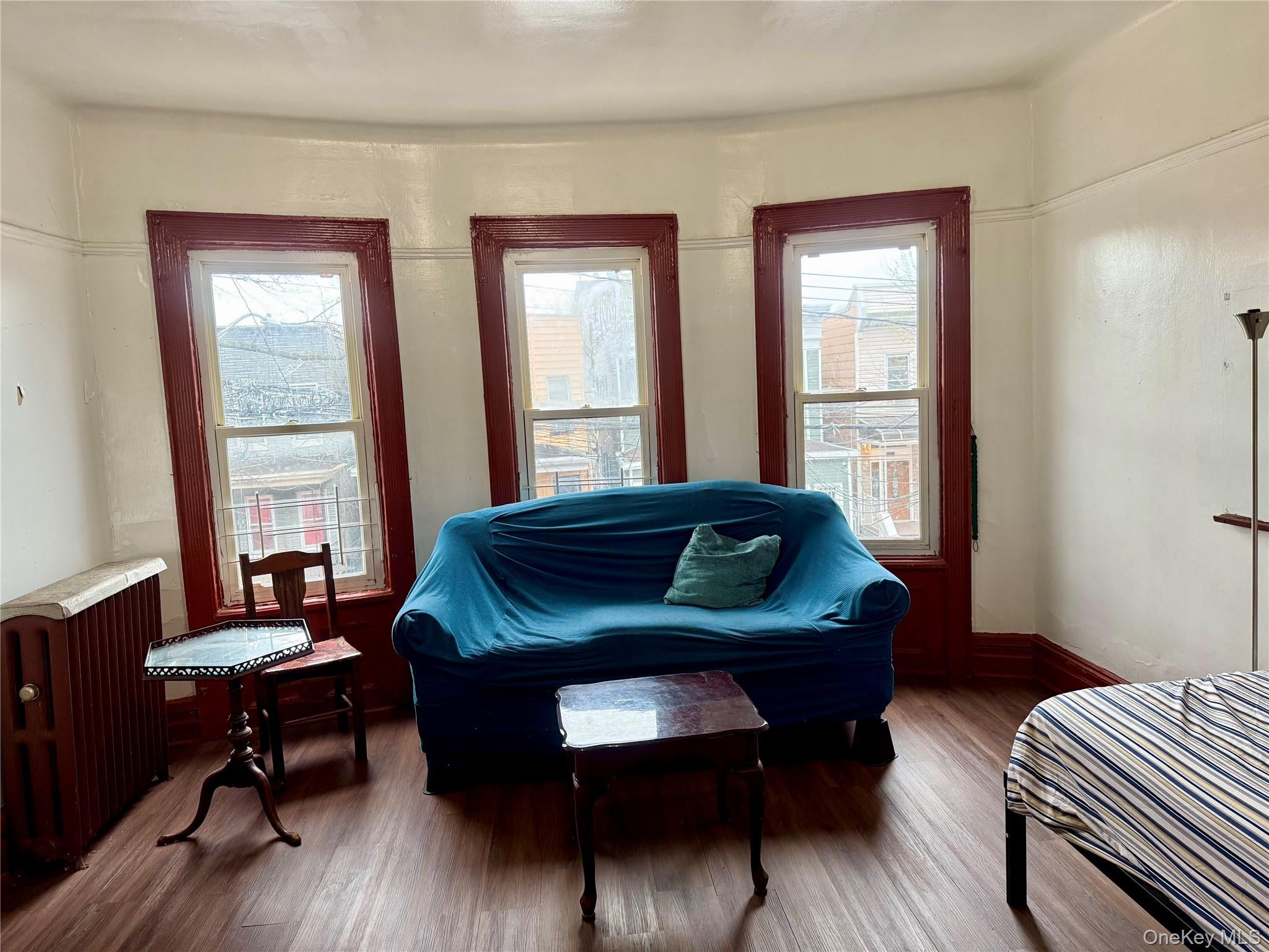 Single Family Melville  Bronx, NY 10460, MLS-991502-2