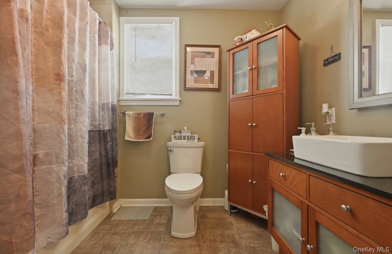 Single Family Edward  Nassau County, NY 11510, MLS-991505-11