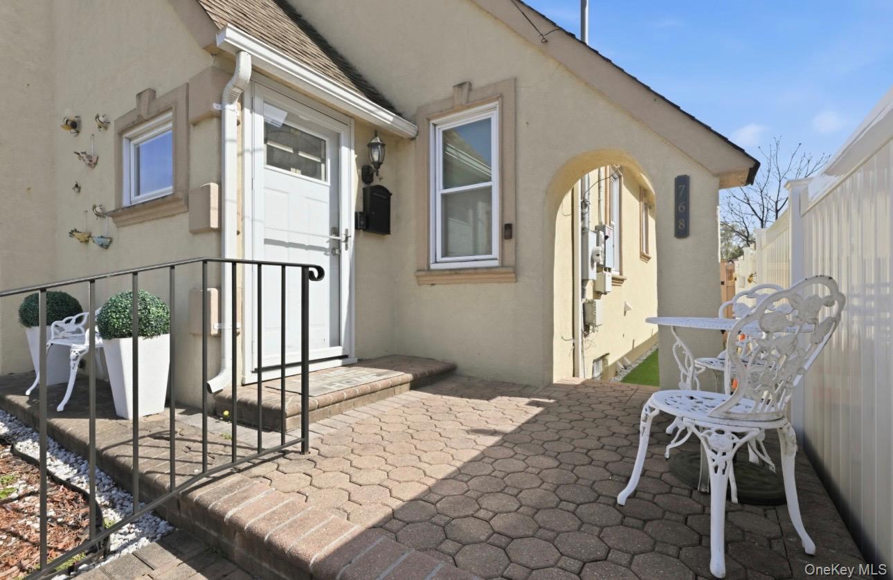 Single Family Edward  Nassau County, NY 11510, MLS-991505-13