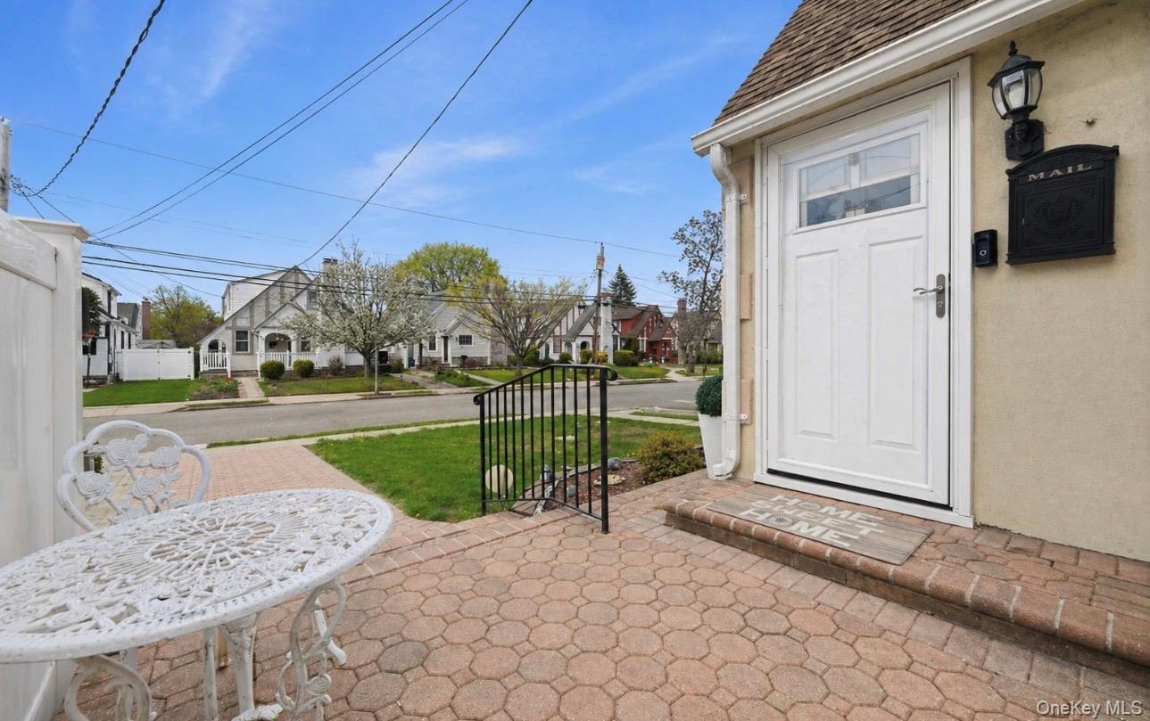 Single Family Edward  Nassau County, NY 11510, MLS-991505-15