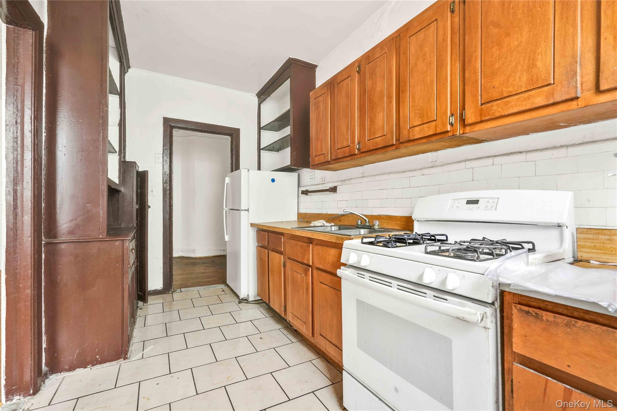 Single Family Grant Bronx, NY 10456, MLS-991532-11