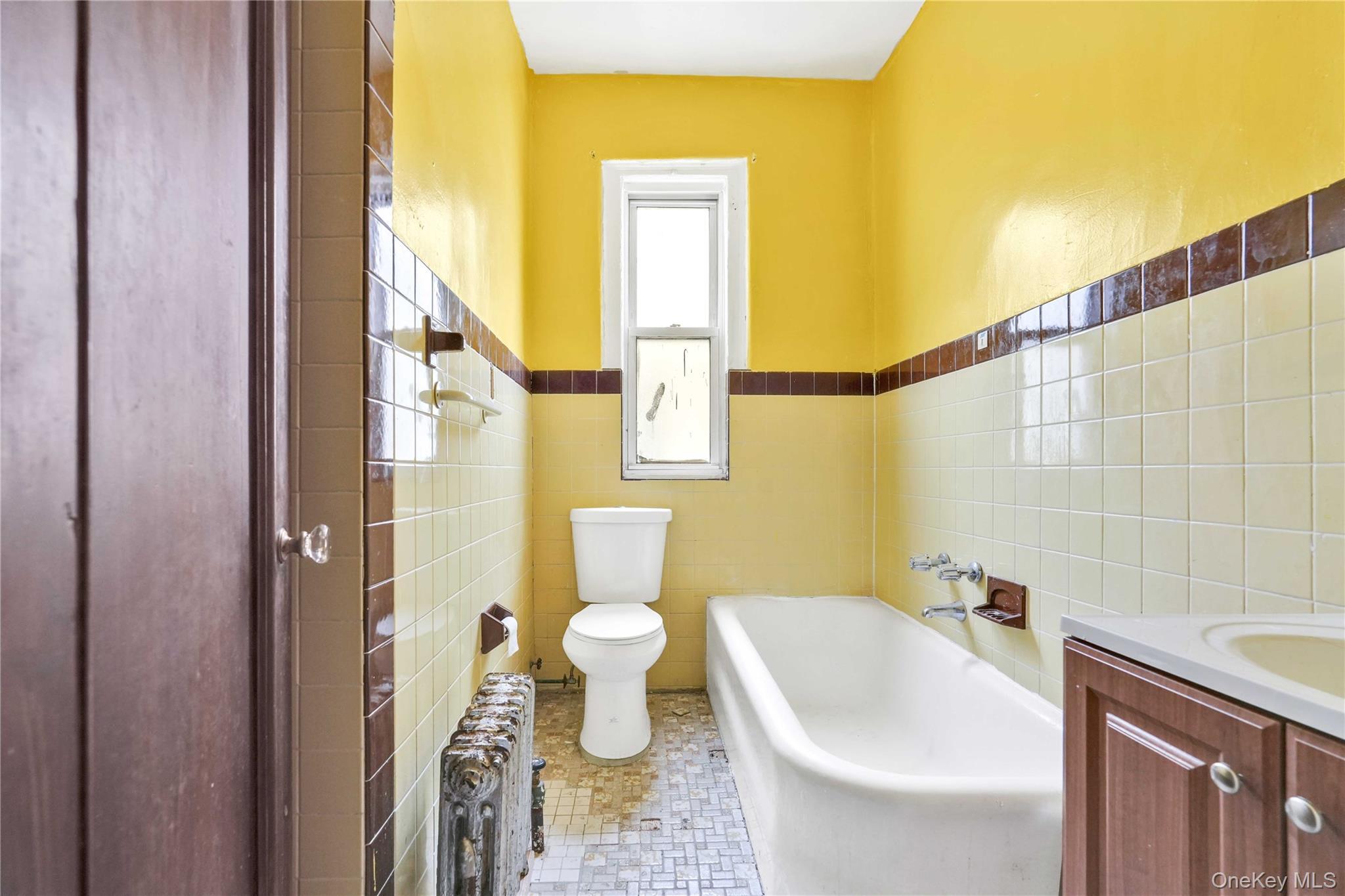 Single Family Grant Bronx, NY 10456, MLS-991532-20