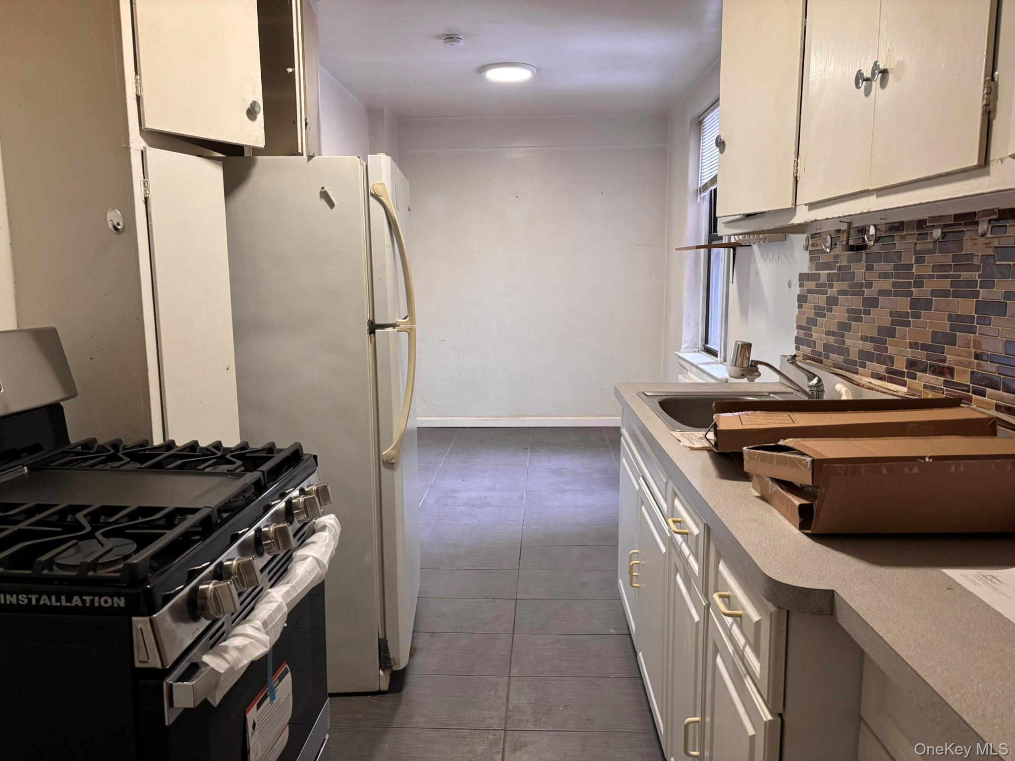 Coop 232nd  Bronx, NY 10466, MLS-991569-3