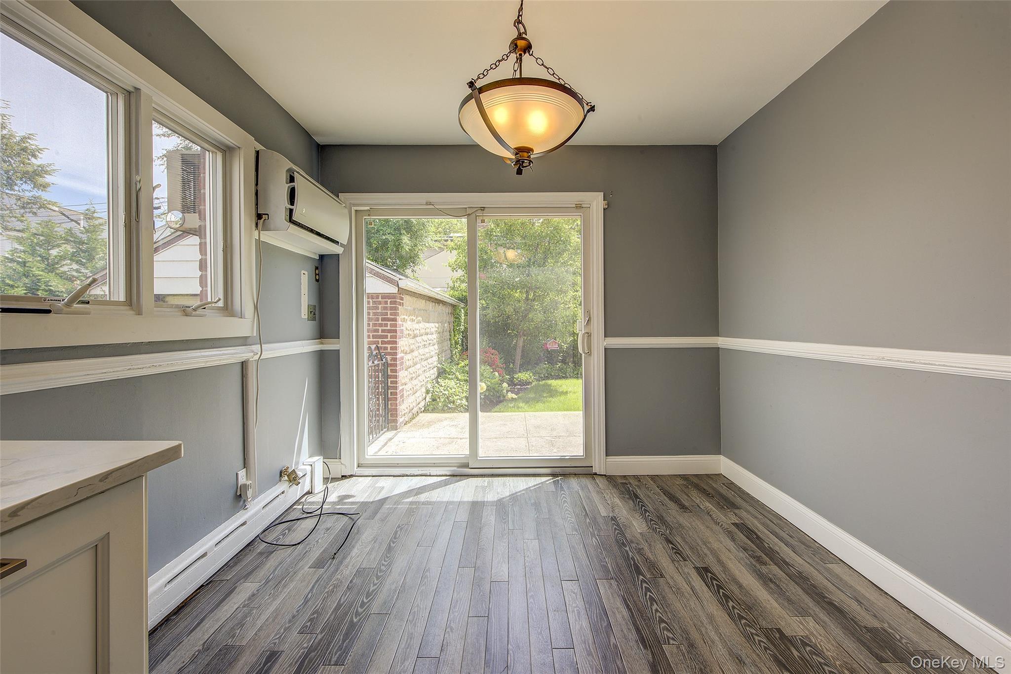 Single Family 171st Street Queens, NY 11366, MLS-991579-14