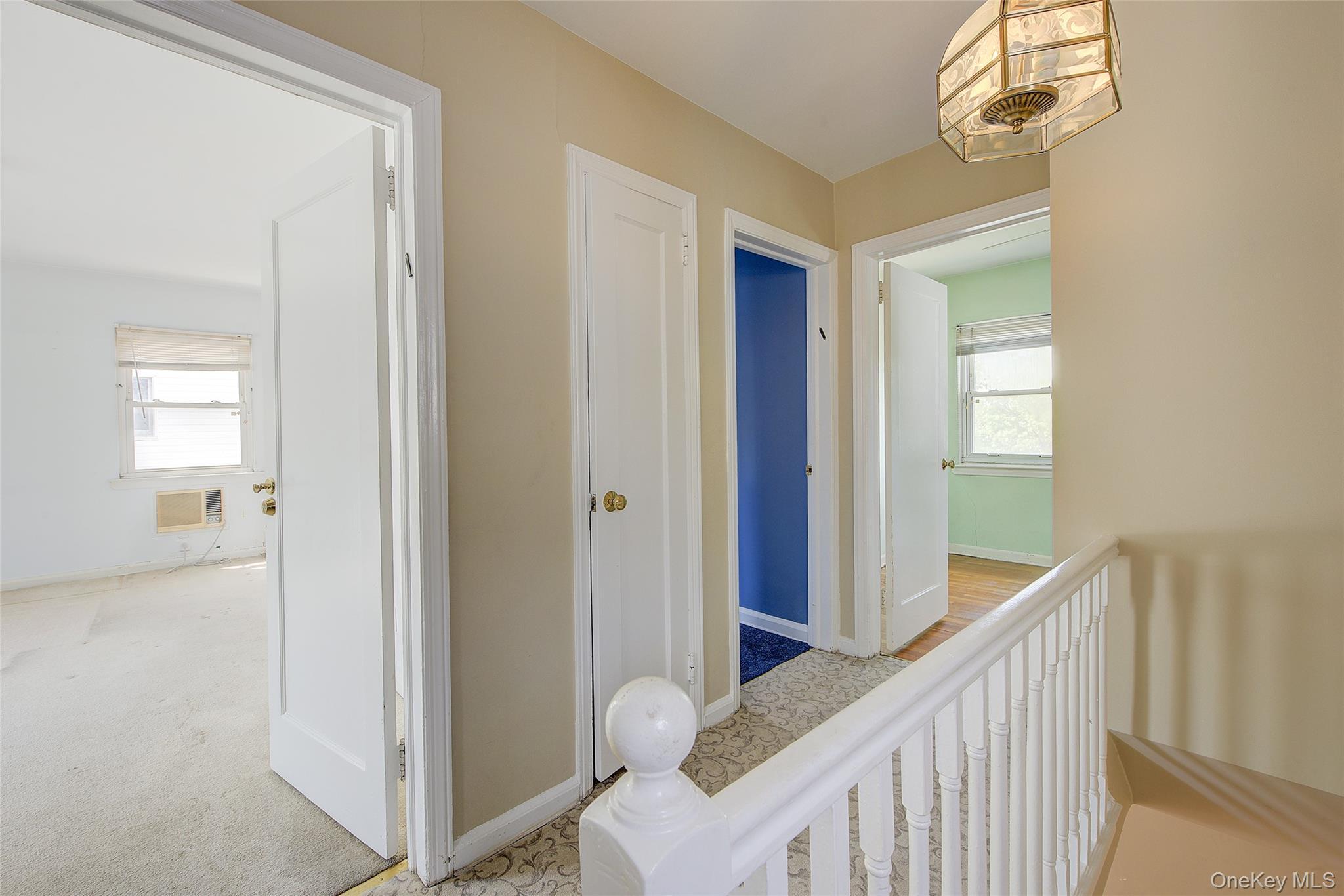 Single Family 171st Street Queens, NY 11366, MLS-991579-22