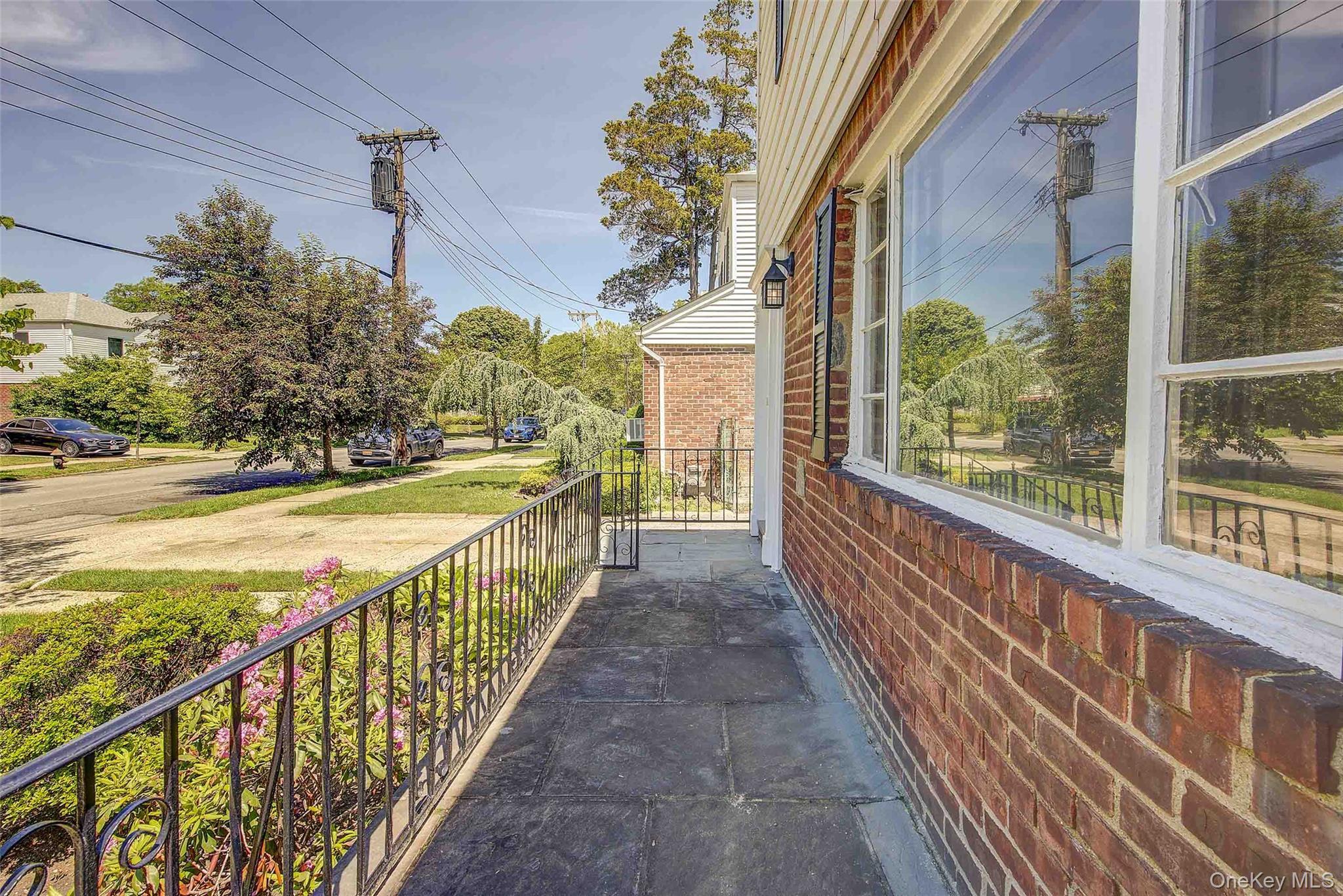 Single Family 171st Street Queens, NY 11366, MLS-991579-44
