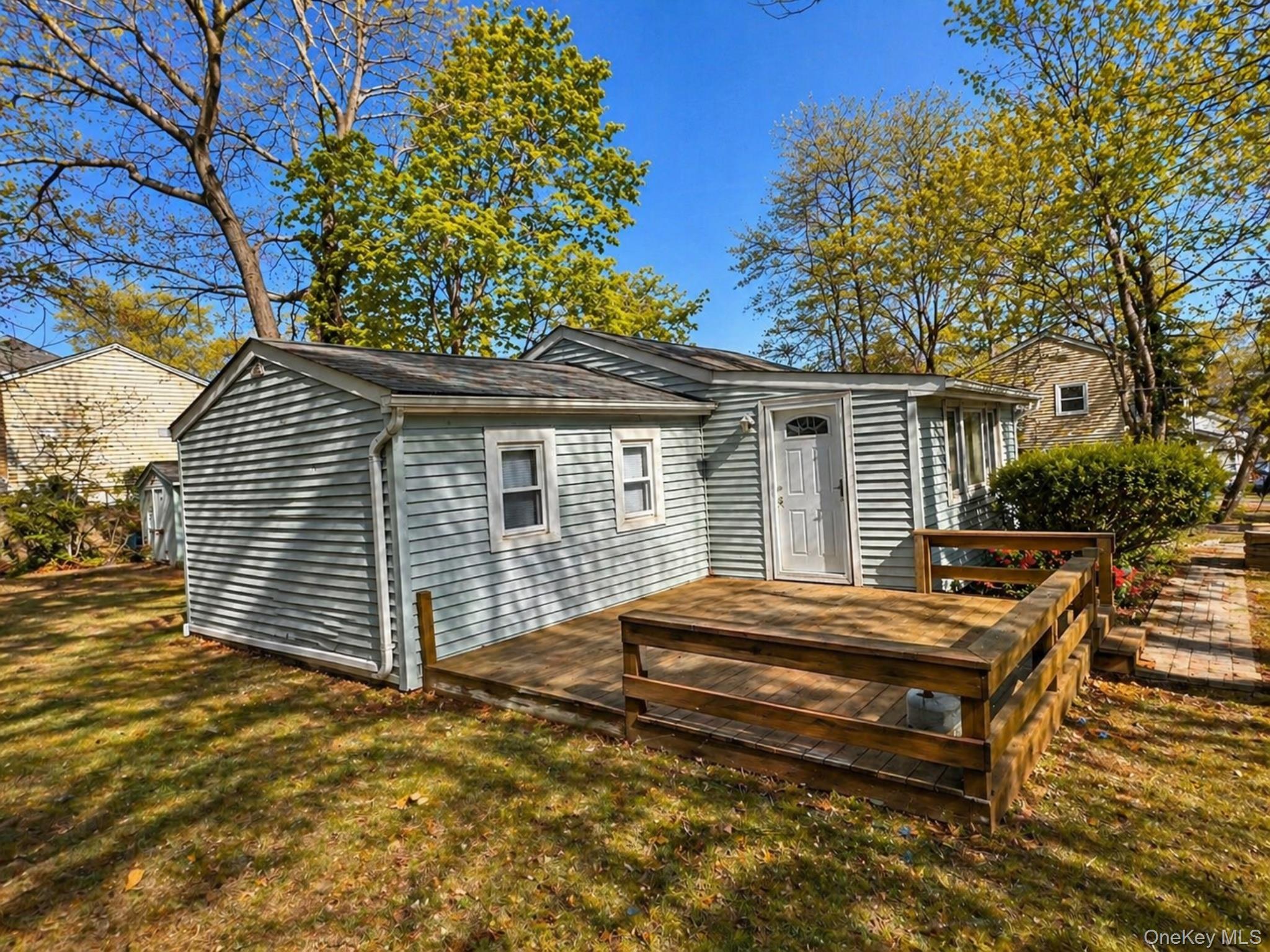 Single Family Rockaway  Suffolk County, NY 11789, MLS-991606-3