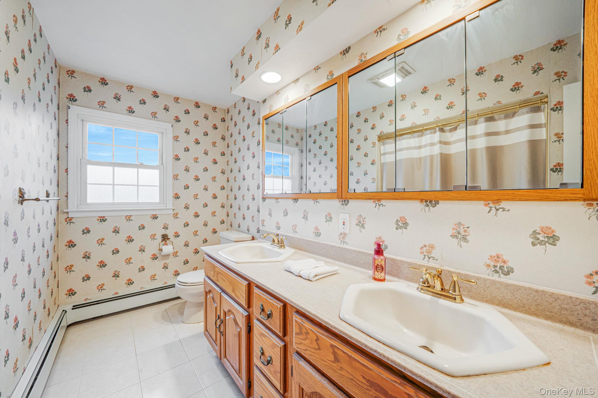Single Family Jamaica  Suffolk County, NY 11763, MLS-991624-32
