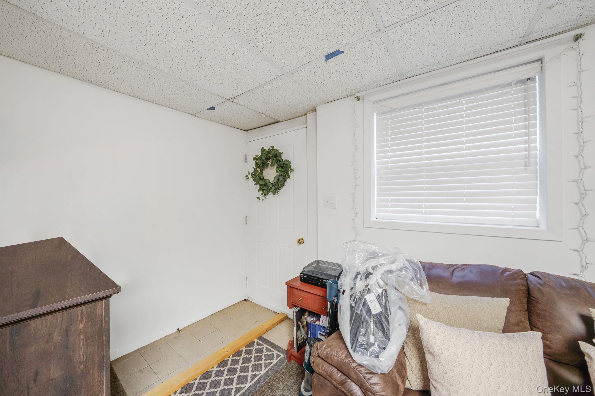 Single Family Jamaica  Suffolk County, NY 11763, MLS-991624-38