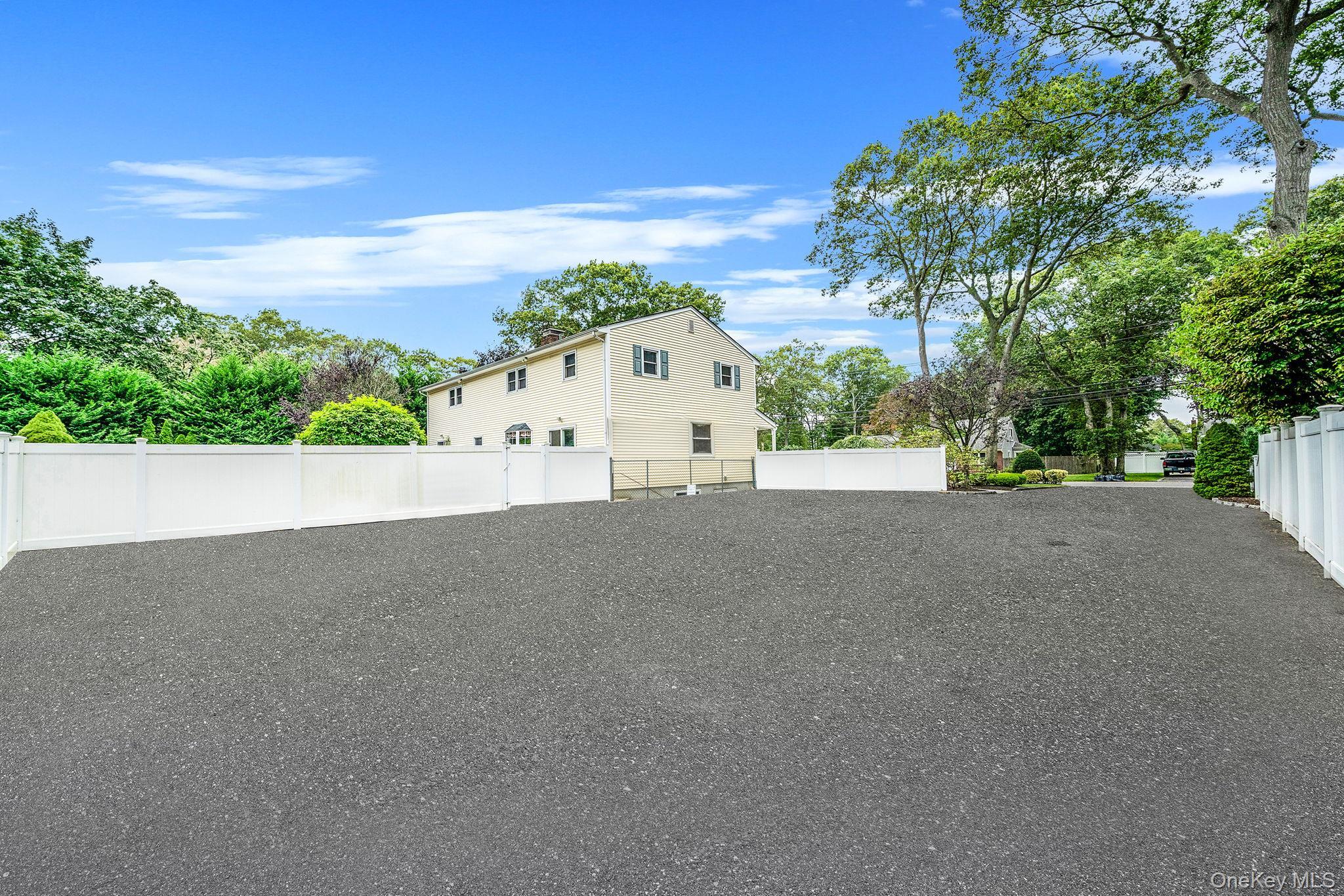 Single Family Jamaica  Suffolk County, NY 11763, MLS-991624-40