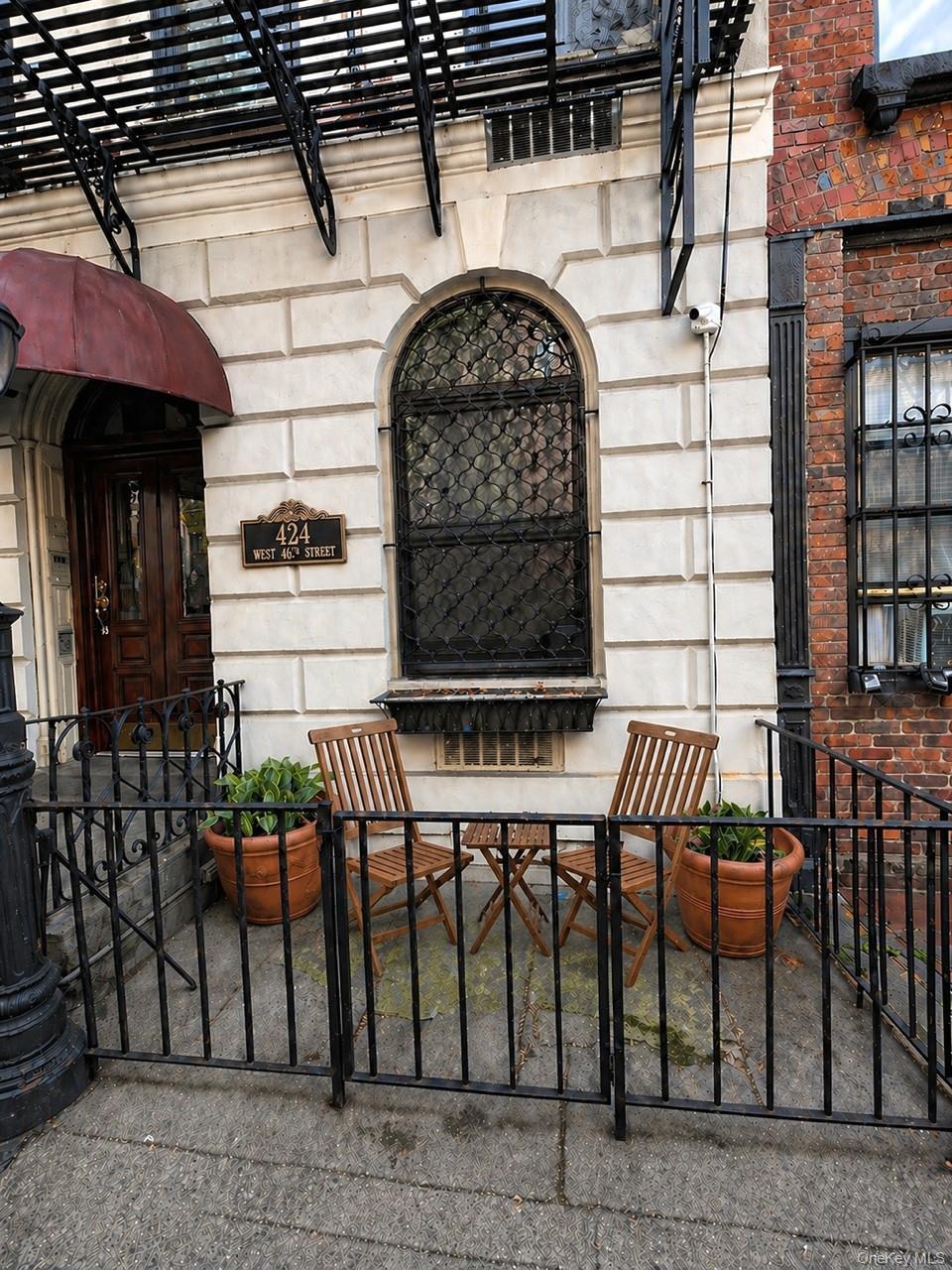 Coop W 46th Street  Manhattan, NY 10036, MLS-991680-12