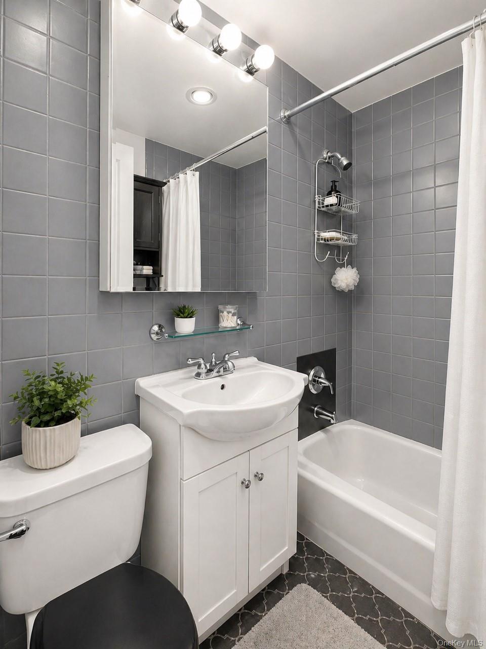 Coop W 46th Street  Manhattan, NY 10036, MLS-991680-6