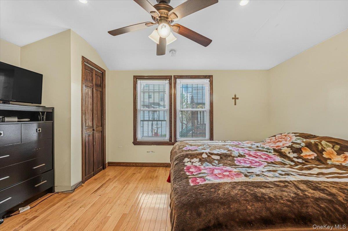 Single Family 91st Queens, NY 11428, MLS-991683-11