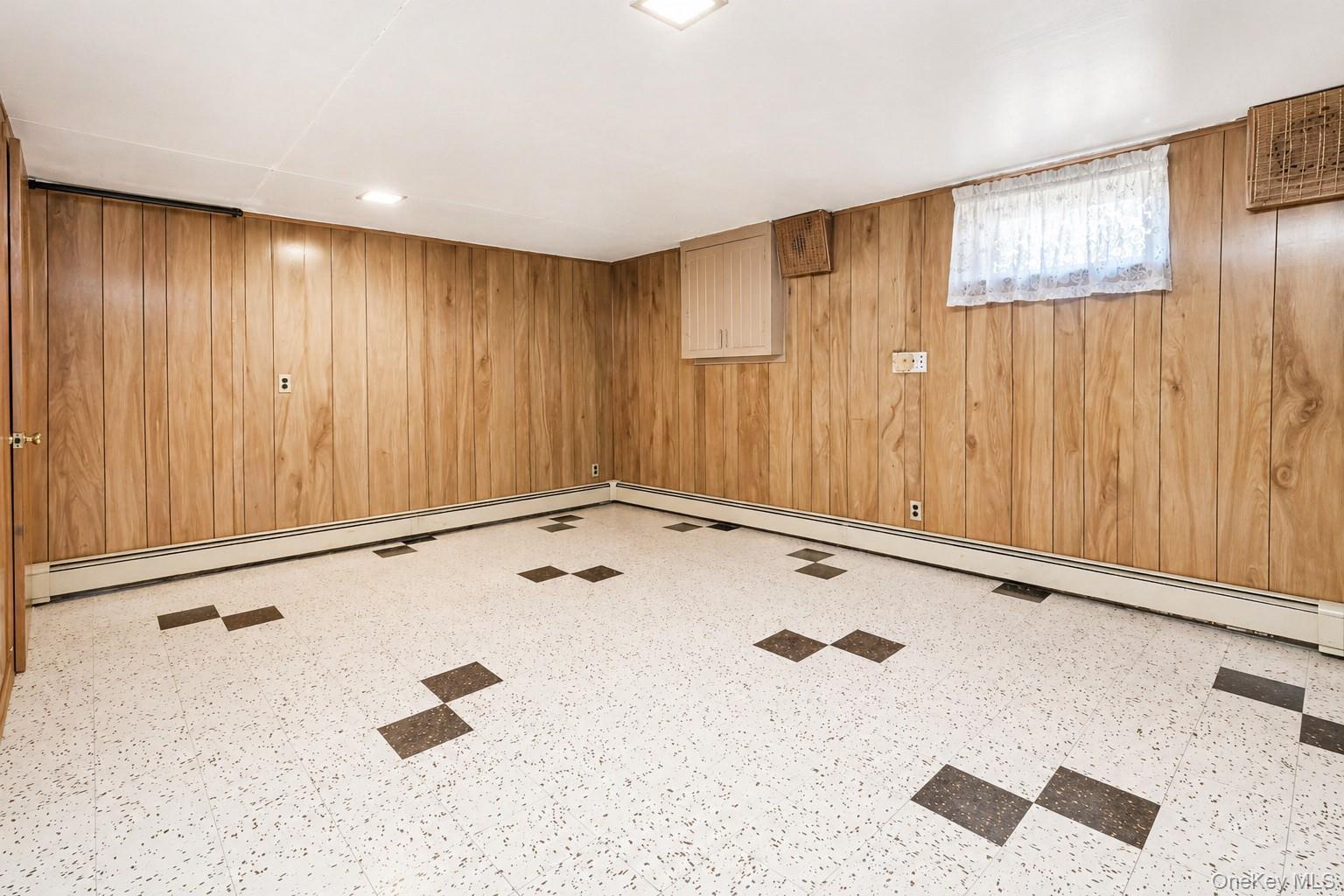 Single Family Scherer  Nassau County, NY 11010, MLS-991685-14