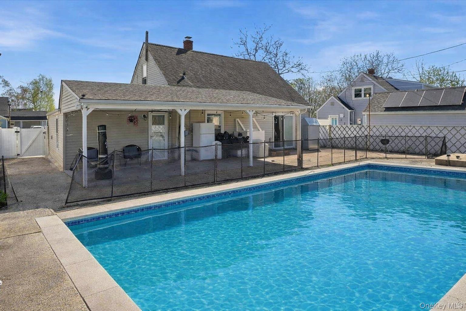 Single Family Peachtree  Nassau County, NY 11756, MLS-991688-30